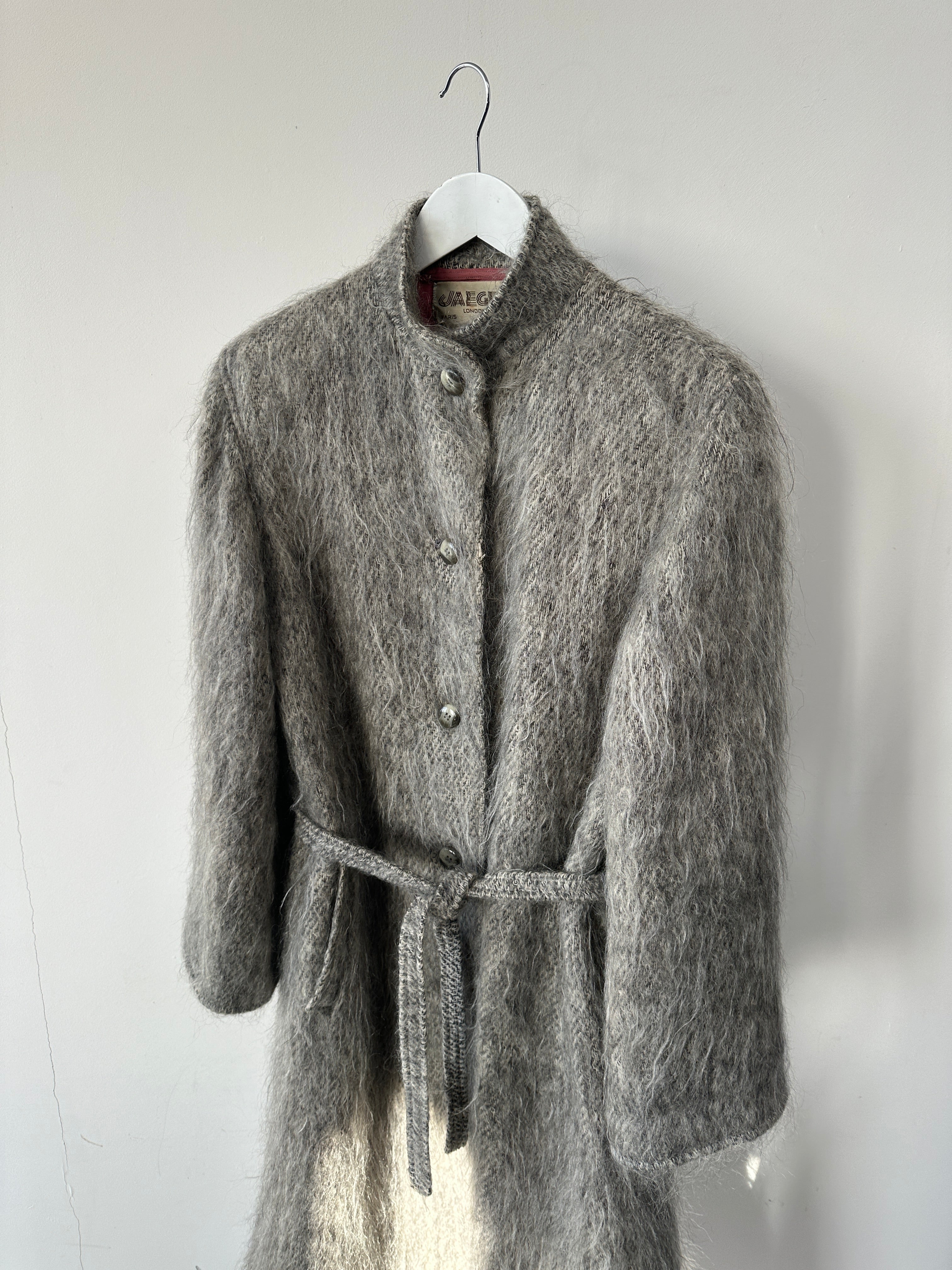 Jaeger mohair wool fuzzy belted coat in size L, featuring a cozy, textured design and a stylish belt at the waist.
