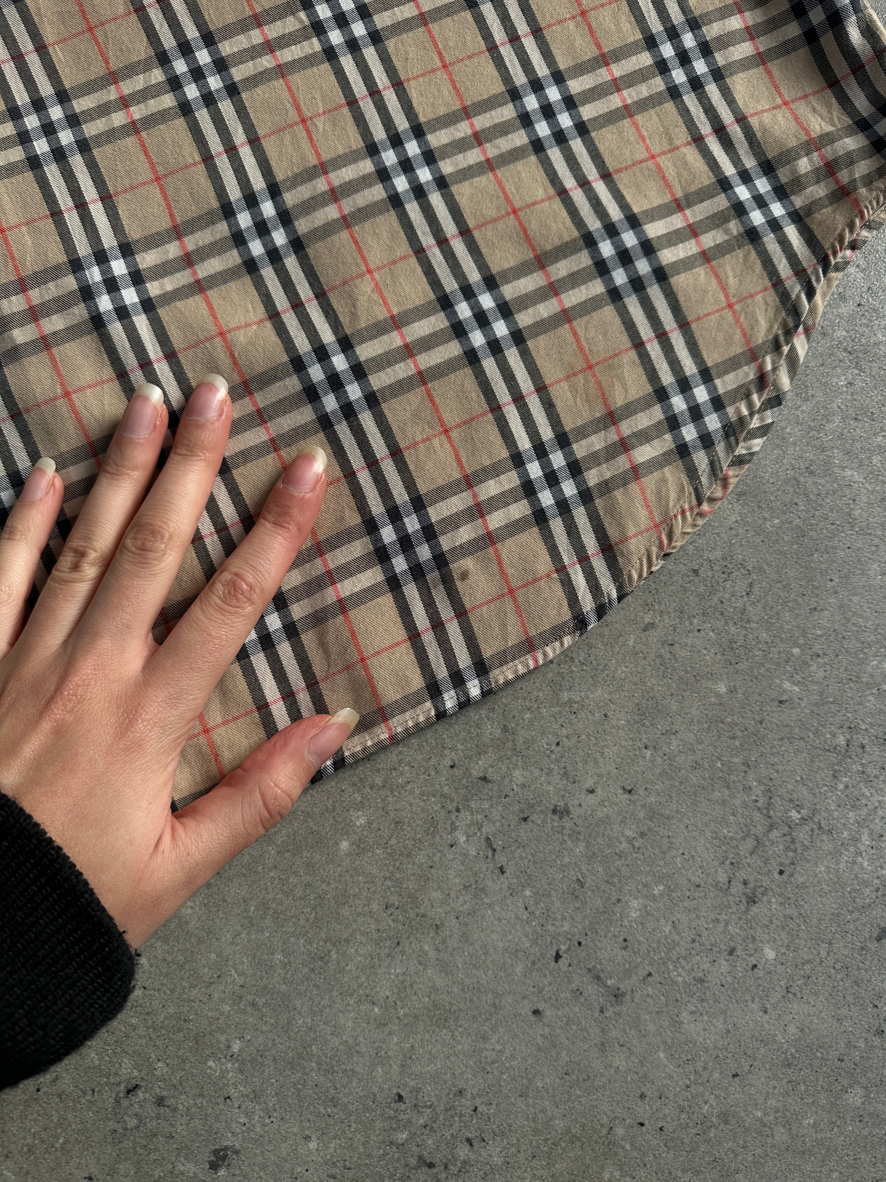 Burberry 1990s Archive Nova Check cotton shirt in XL, featuring classic check pattern and button-down front.