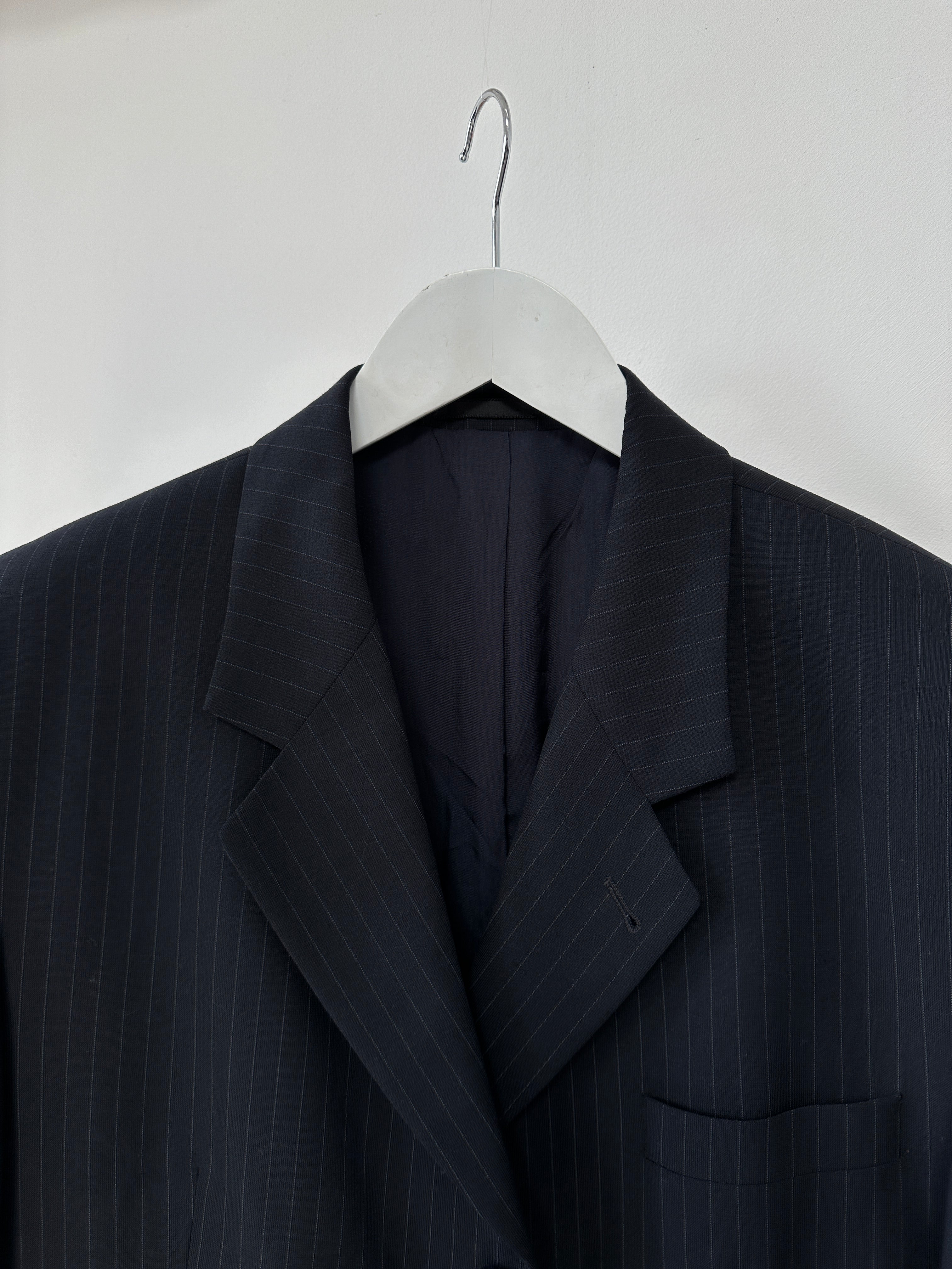 Vintage pinstripe wool blazer, single-breasted, size 44S/XL, classic men's blazer with tailored fit and vintage style.