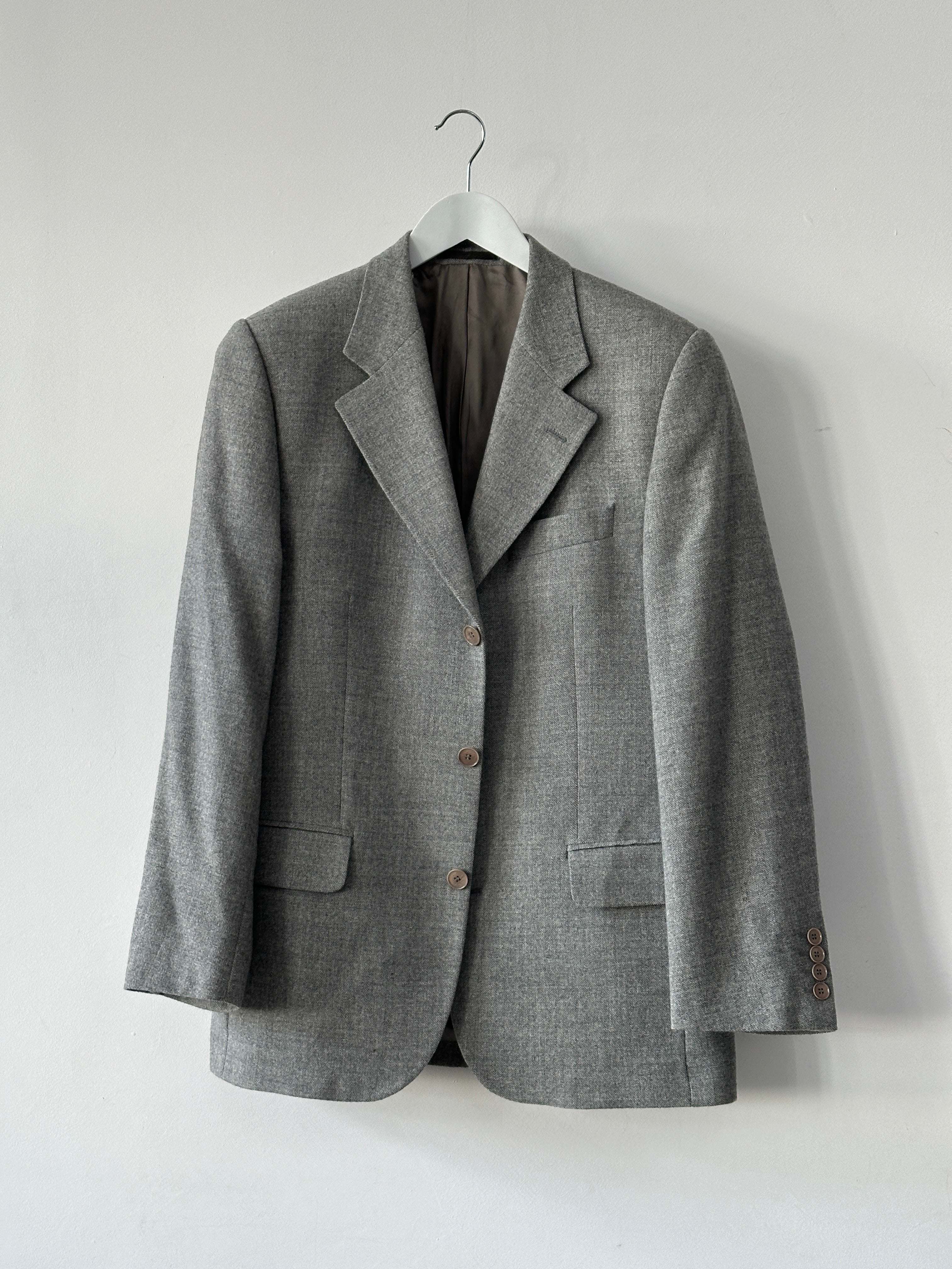 Vintage brushed wool single-breasted blazer in size M, featuring classic design and textured fabric, perfect for smart casual wear.