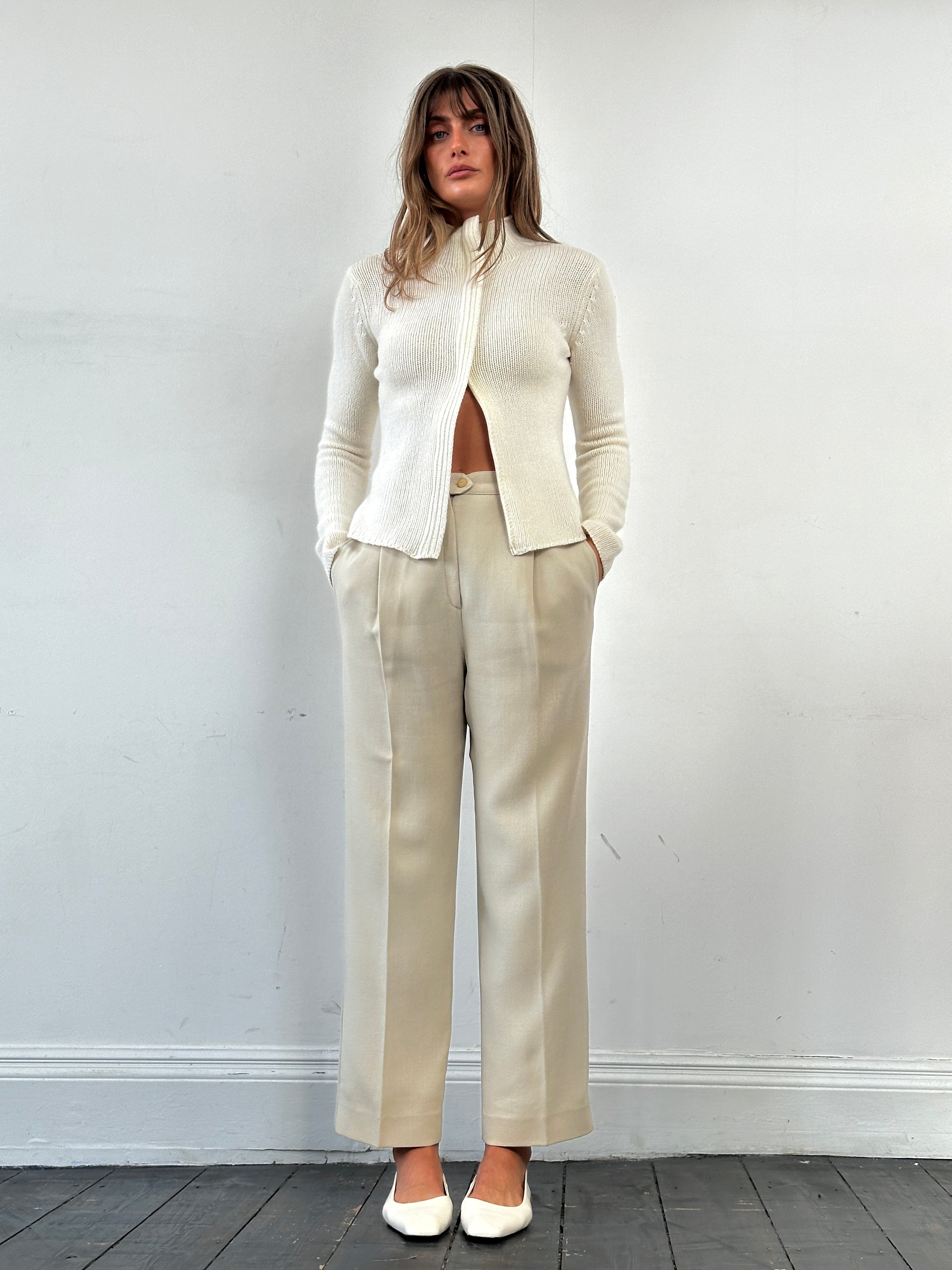 Max Mara pure wool straight leg tailored trousers in W28, shown in a classic fit with a smooth waistband and tailored details.