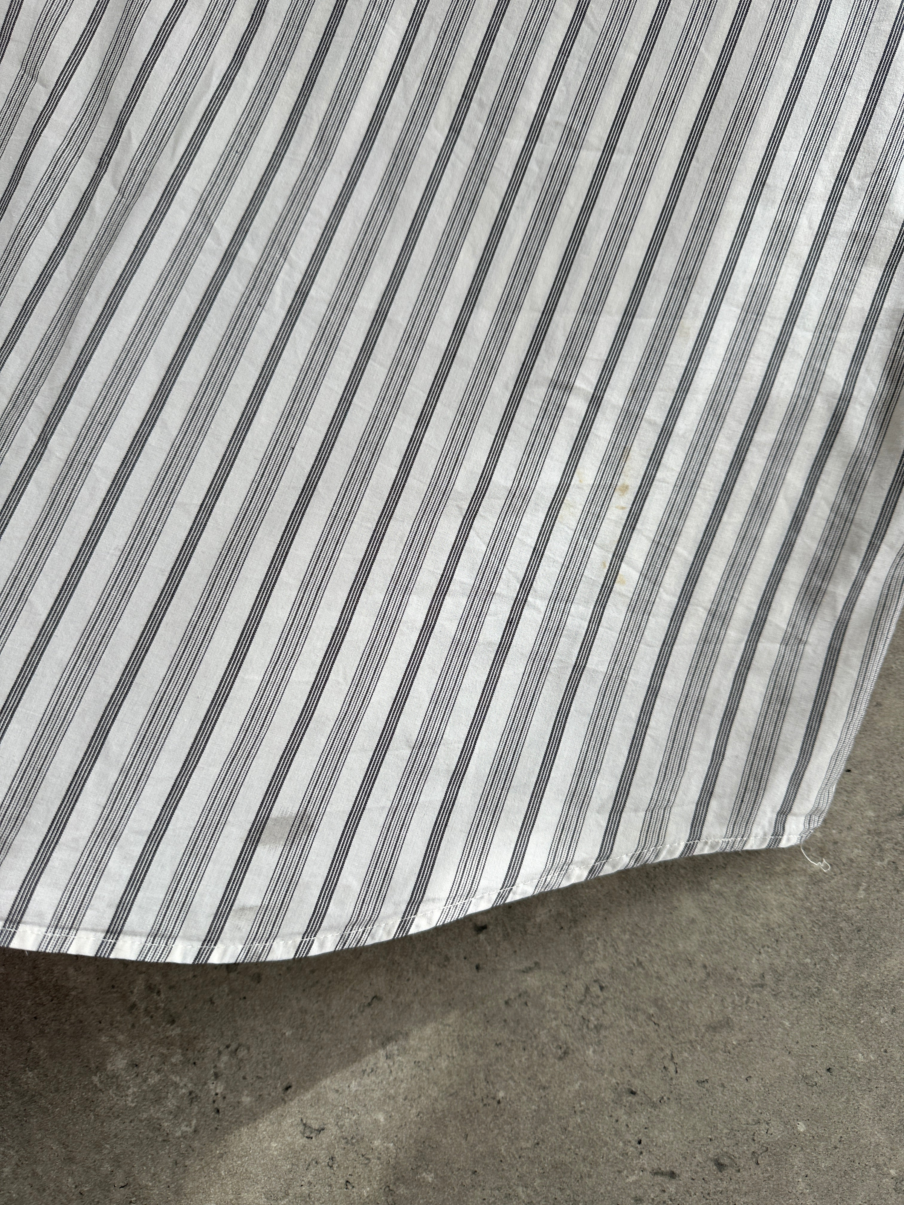 Christian Dior striped pure cotton shirt in XL, featuring a classic button-up design and comfortable fit.