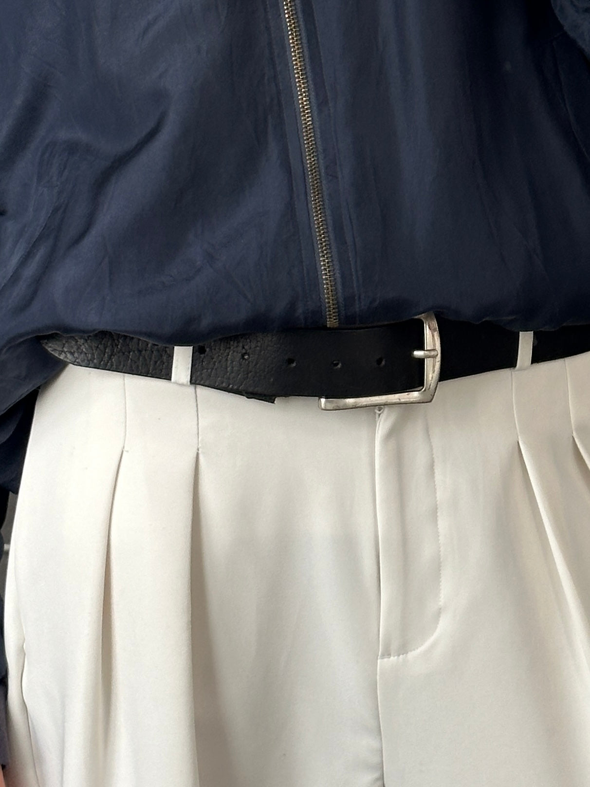 Vintage Italian 1990s chrome leather belt, size 34-38 inches, with classic metal buckle and sleek vintage design.