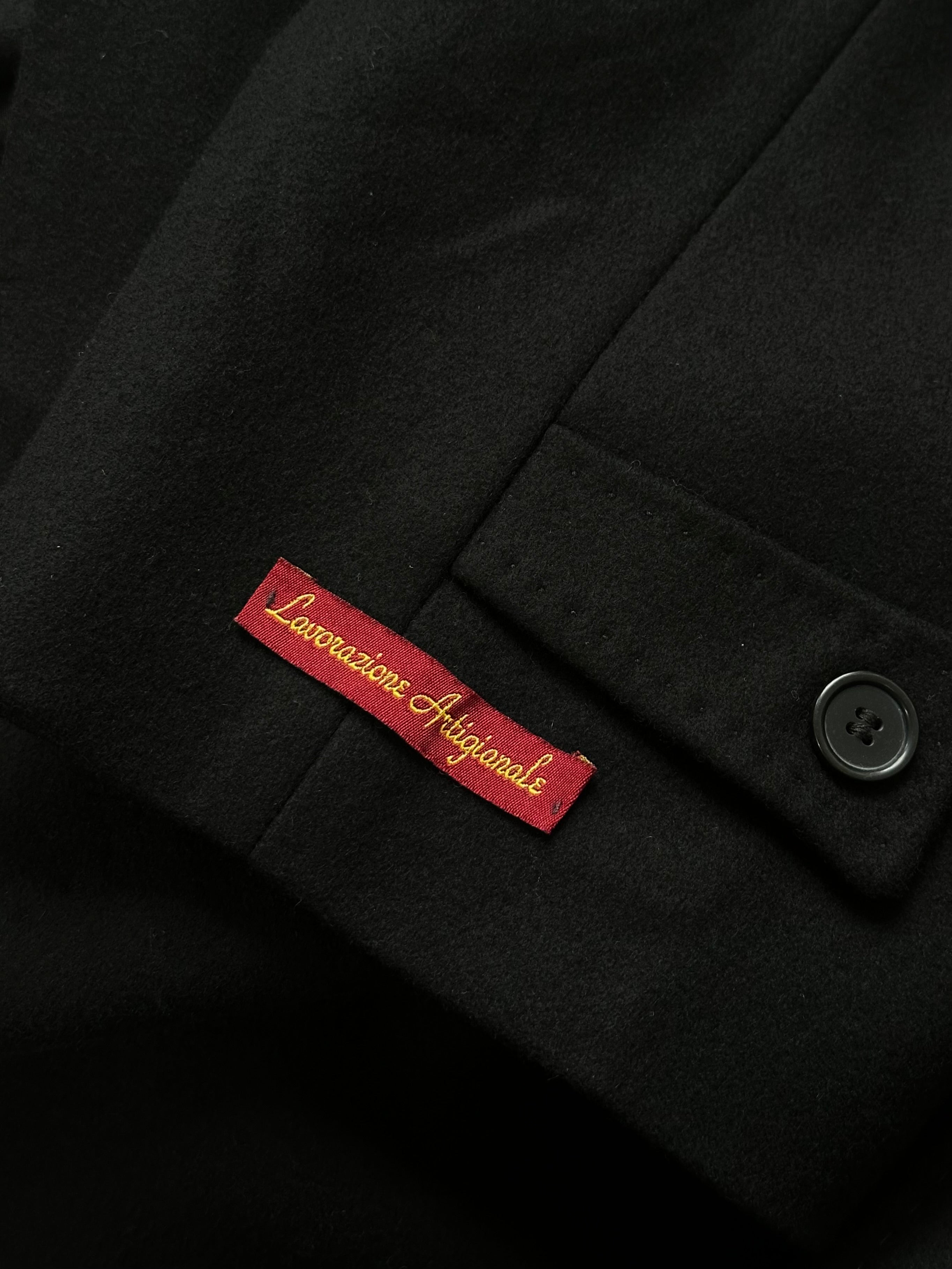 Vintage Italian 1990s wool and cashmere coat with concealed placket in XXL, featuring classic vintage design and warm, textured fabric.