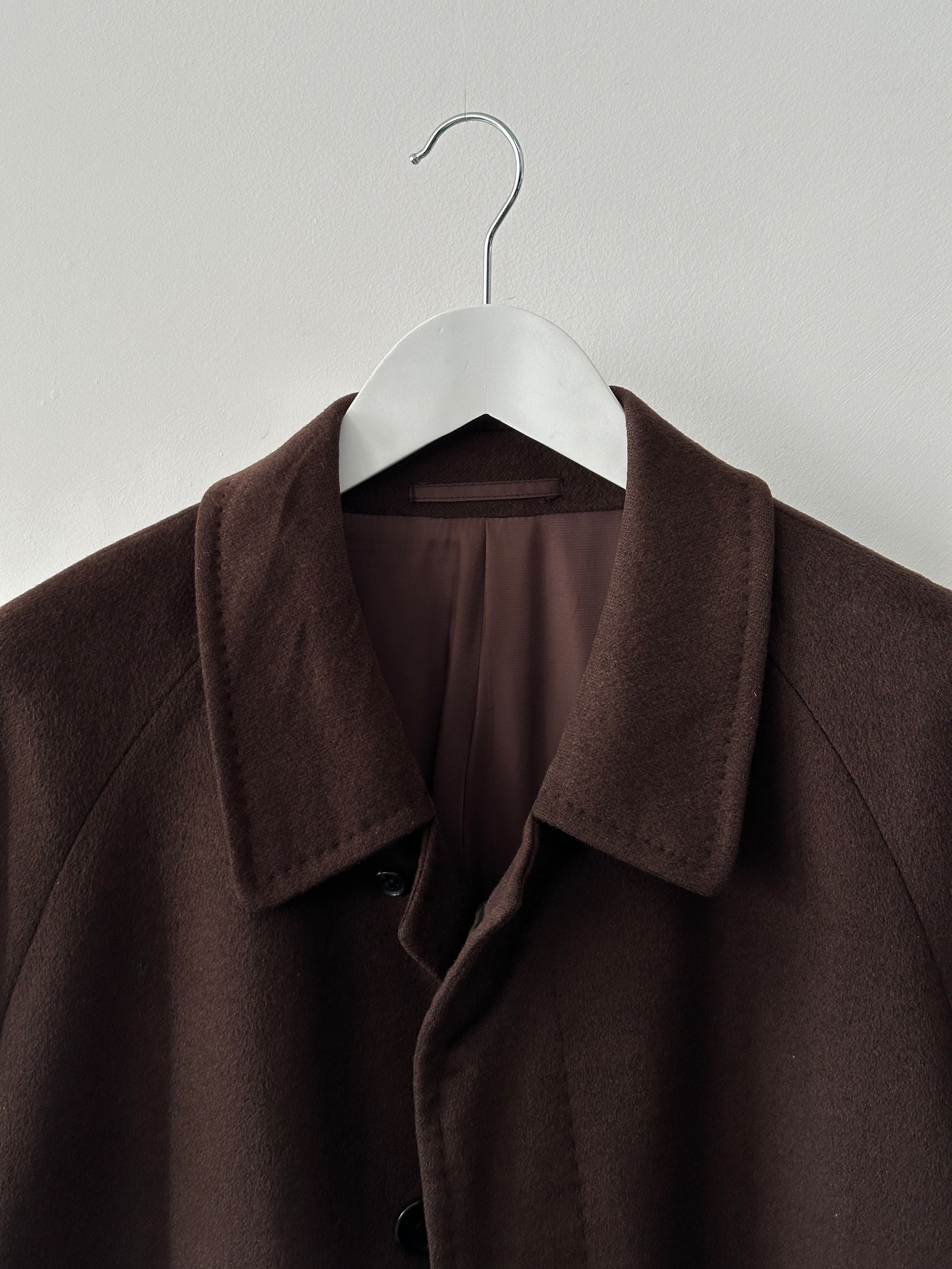 Balmain Pierre Balmain 80s pure cashmere coat in XL, stylish long coat with classic design and luxurious fabric in a neutral color.