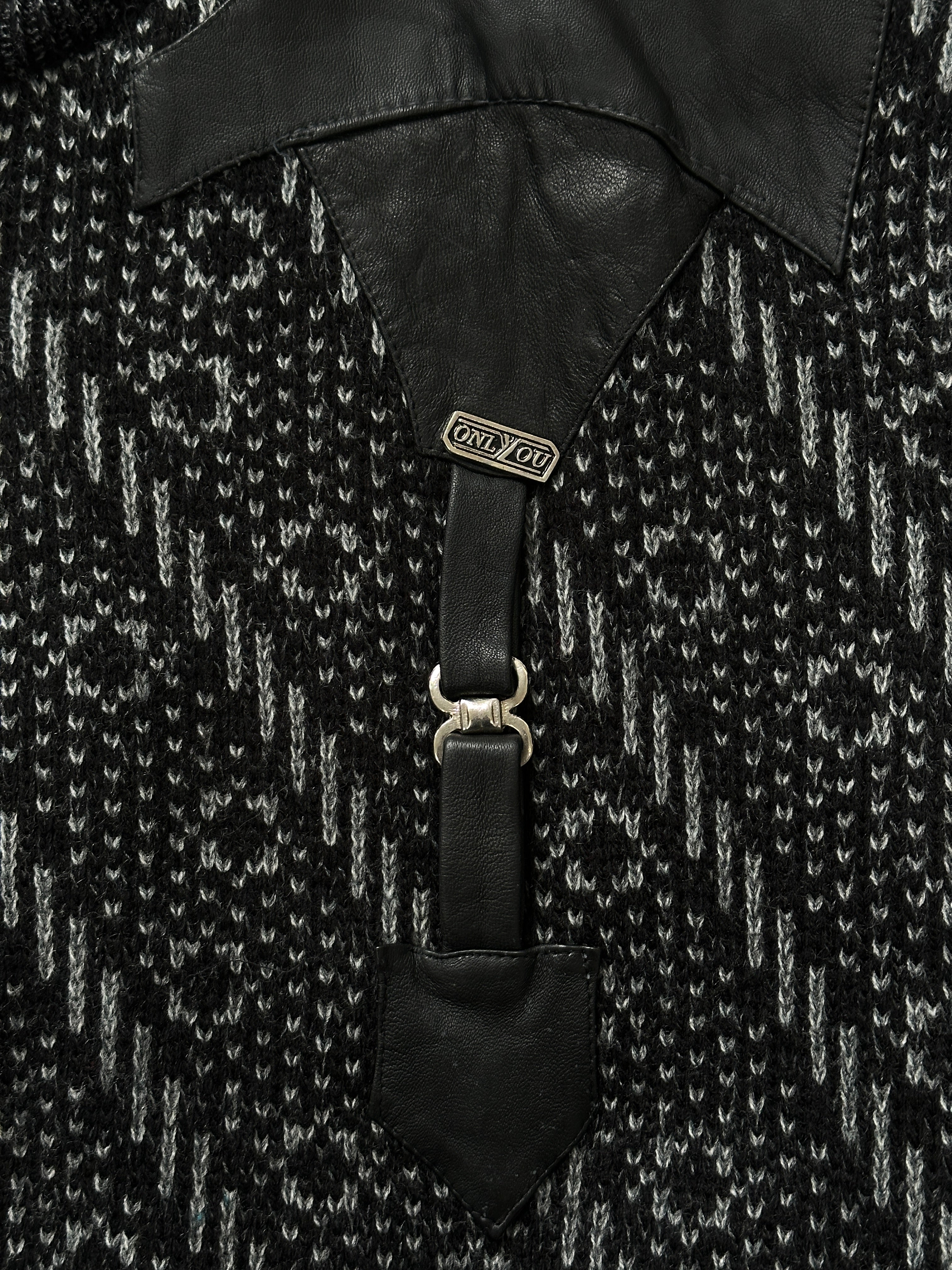 Vintage 1980s wool print knit bomber jacket in XL size, featuring retro patterns and classic bomber silhouette.