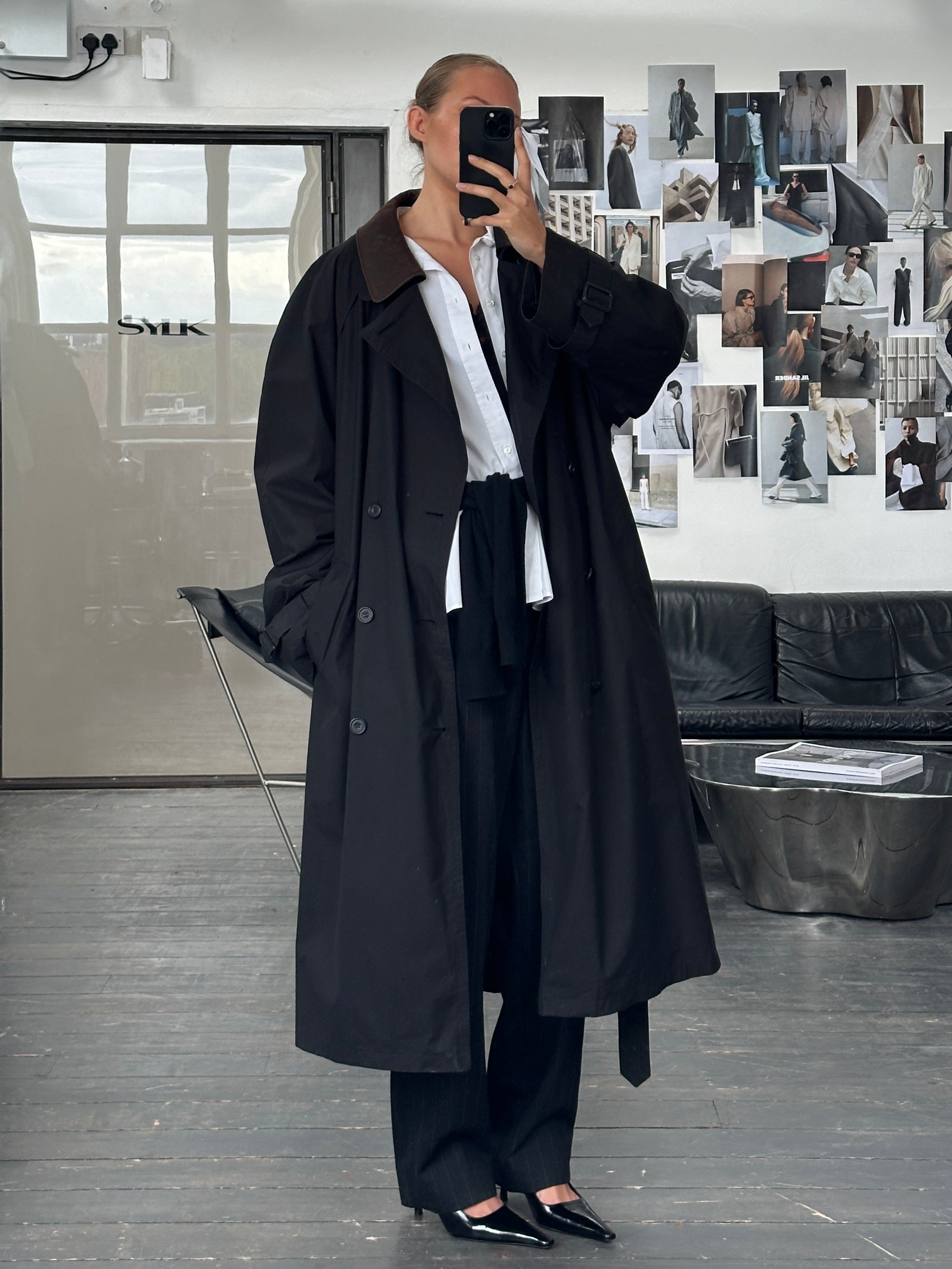 London Fog 1990s Leather Collar Belted Trench Coat - XXL - SYLK