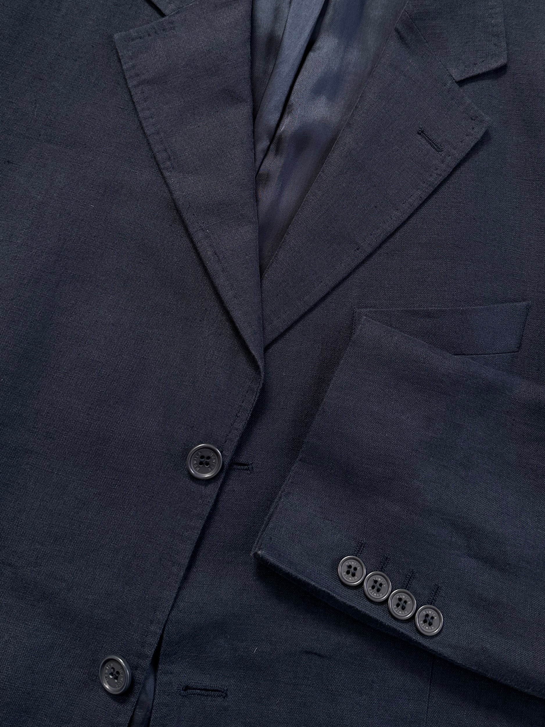 Vintage pure linen single-breasted blazer in size L, tailored fit with classic lapels and button closure, light beige color.