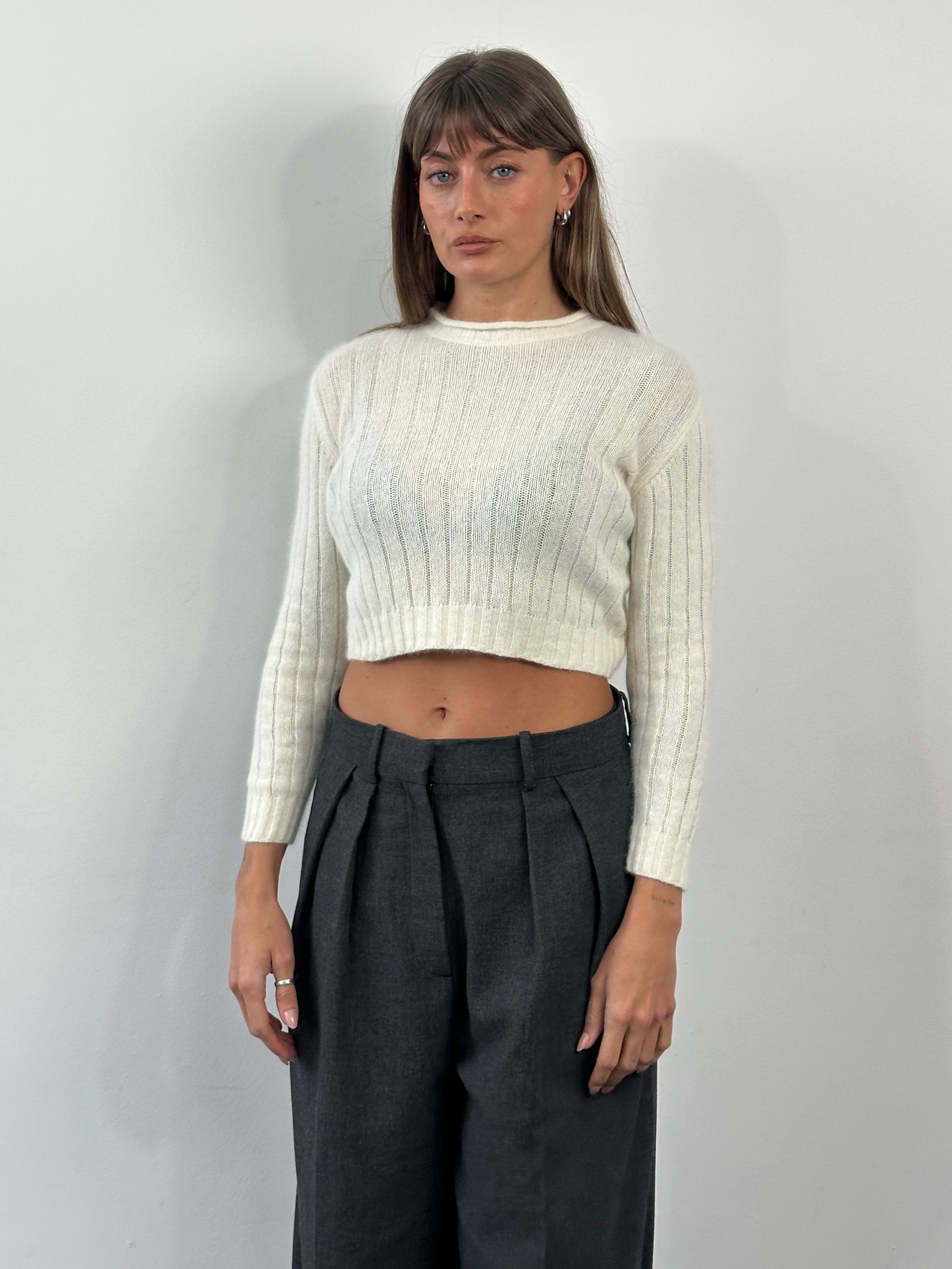 Vintage 1990s angora wool cropped jumper in size small, featuring a soft, textured knit and a classic vintage style.