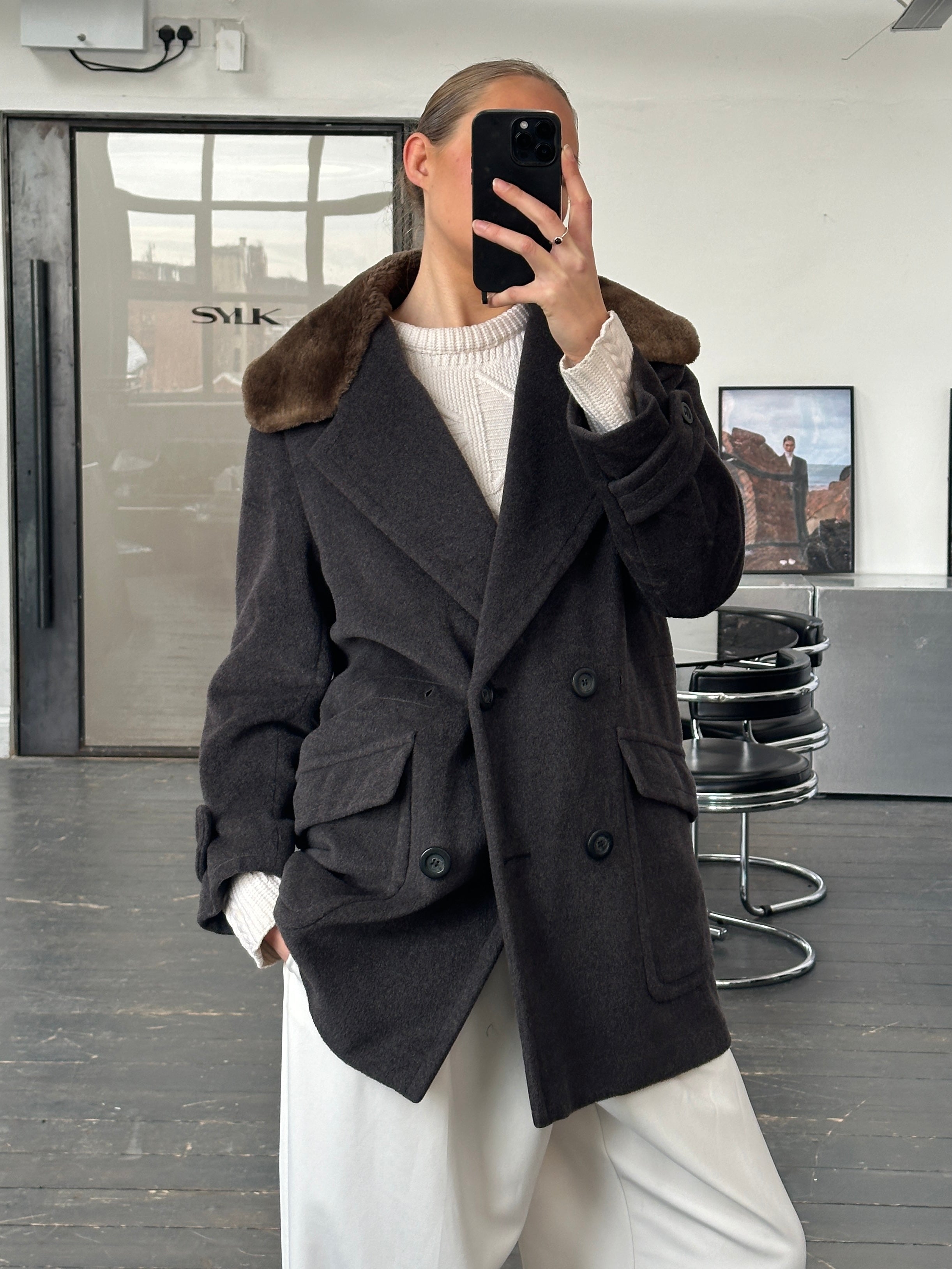 Max Mara 1990s wool cashmere coat with plush fur collar, medium/large size, stylish and luxurious winter outerwear.