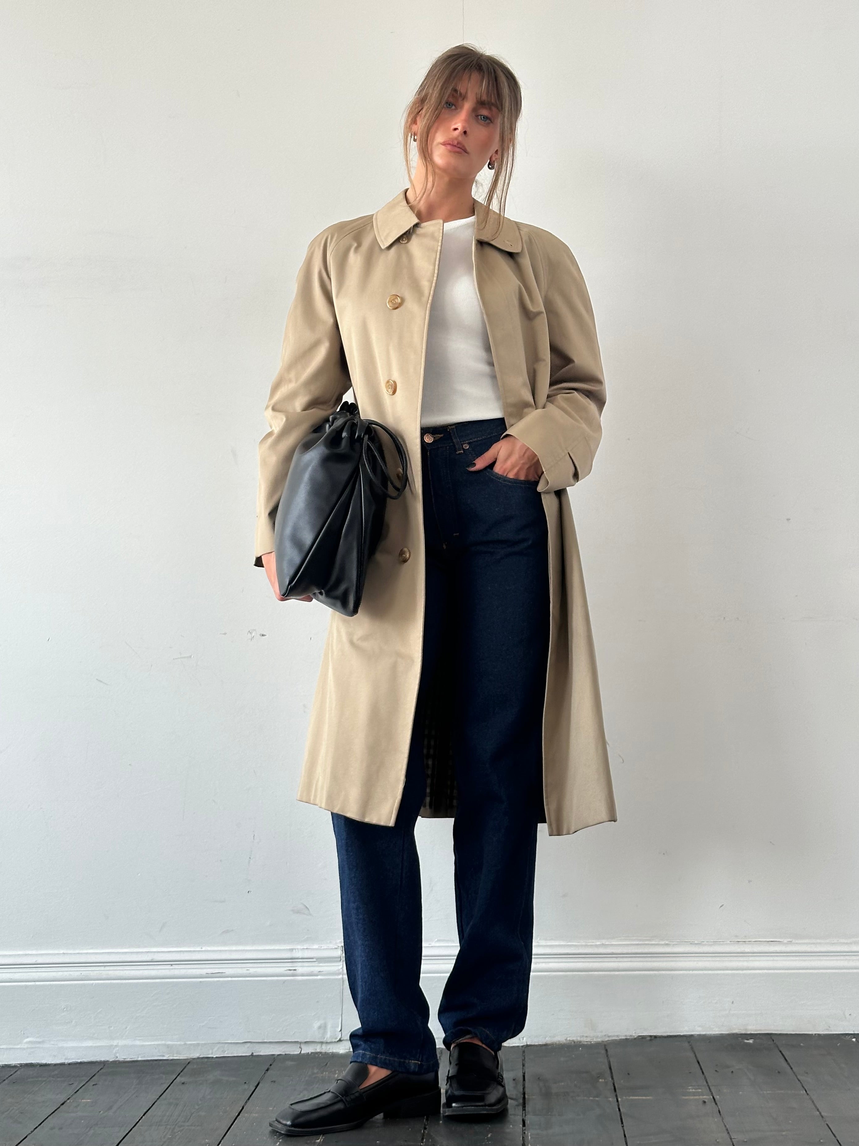Aquascutum cotton trench coat with concealed placket in XL, stylish outerwear featuring classic design and beige color.