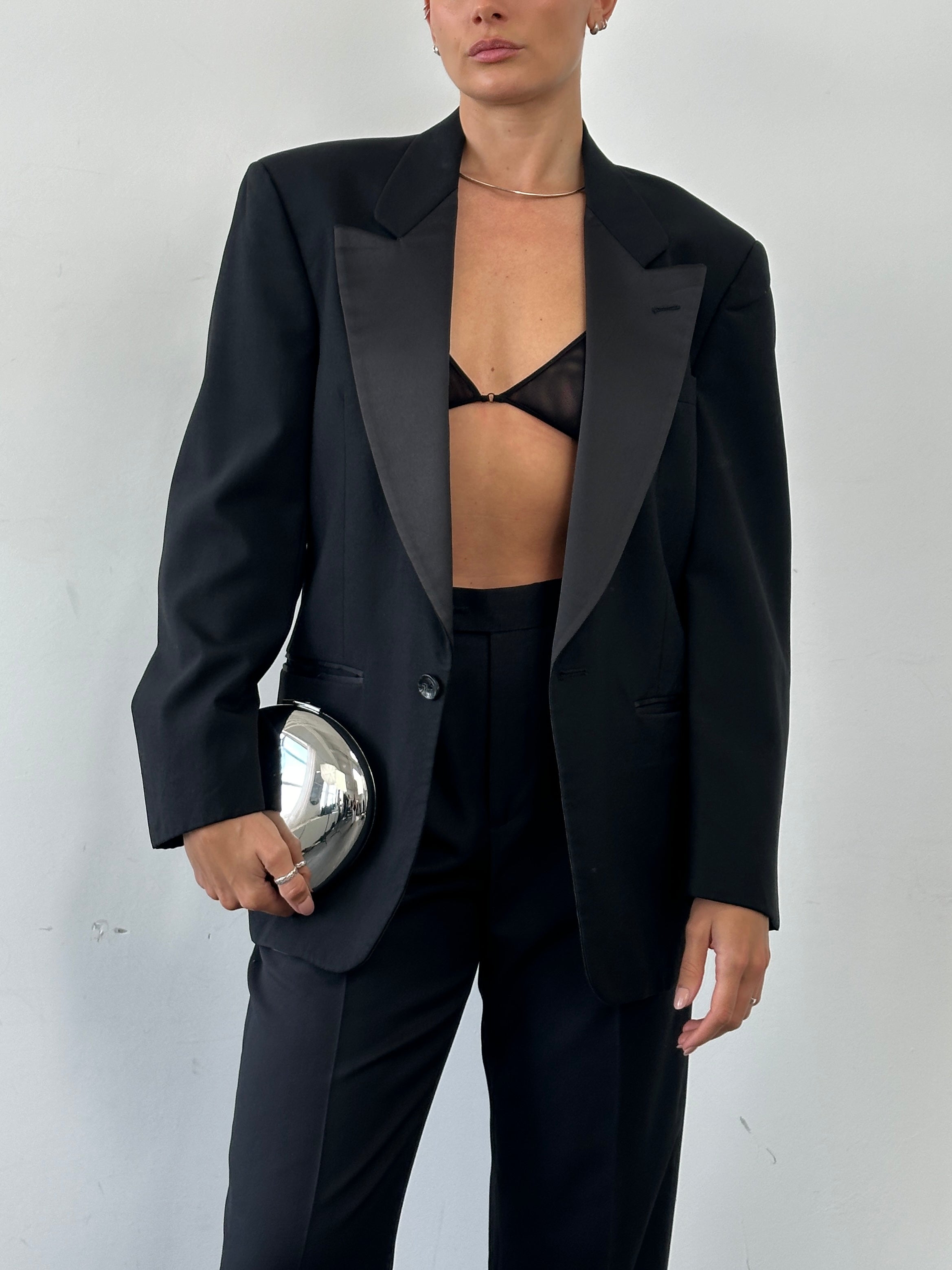 Christian Dior wool tuxedo blazer, single breasted, size 36R/XS, tailored fit with notch lapels and classic design.