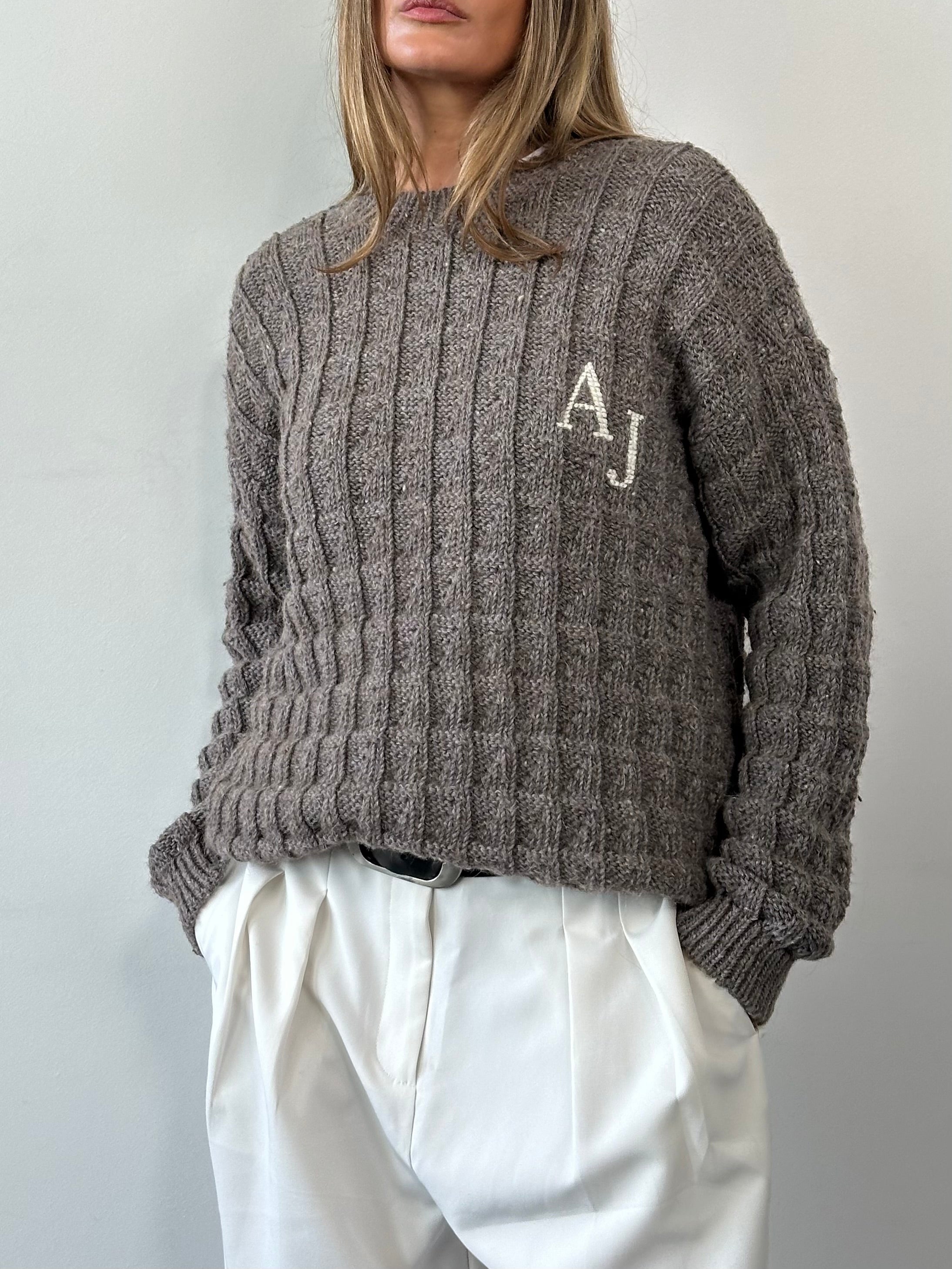 Armani Jeans wool alpaca jumper with AJ logo, in beige and brown, featuring knitted texture and ribbed cuffs, size L/XL.