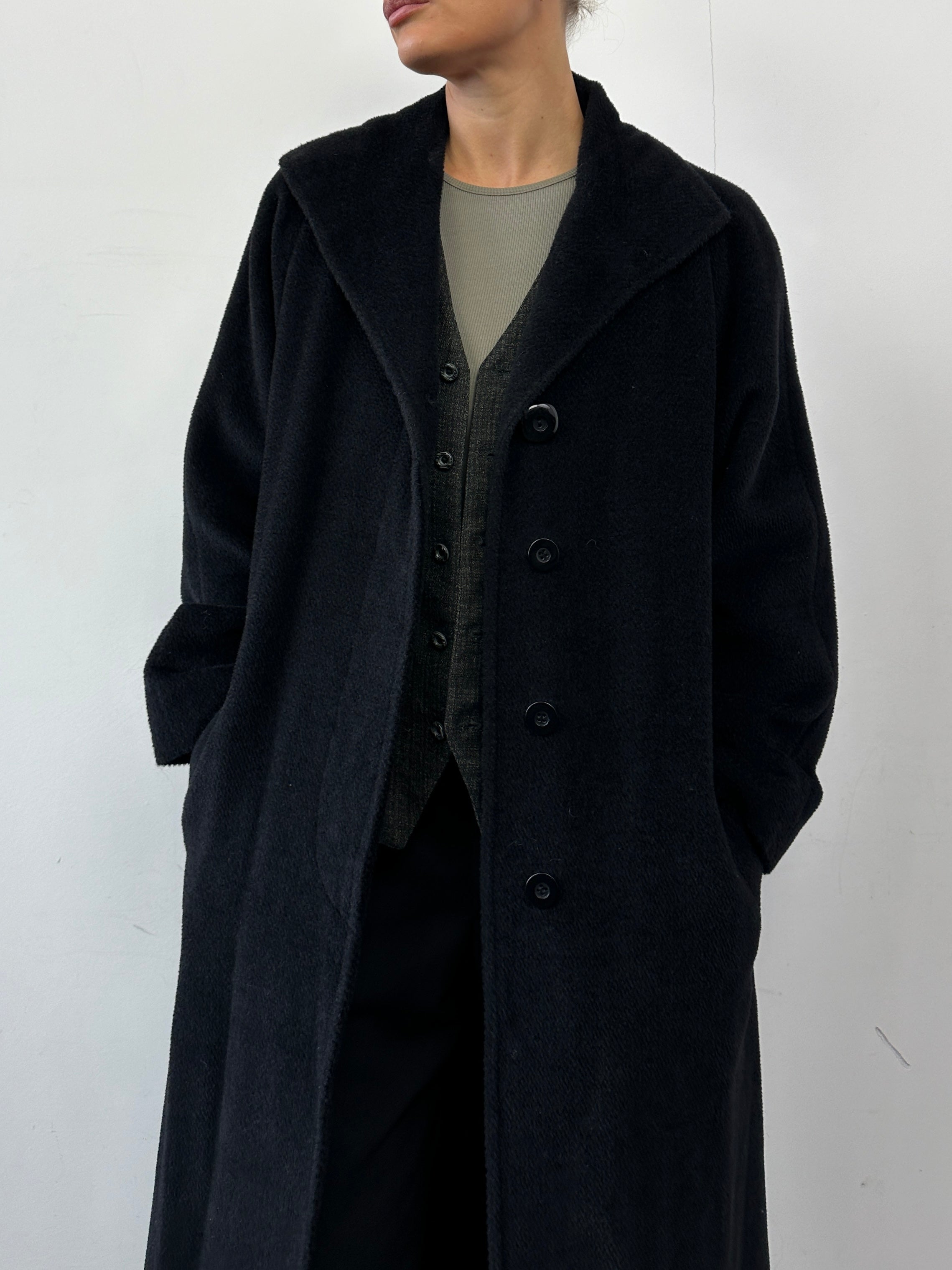 Vintage wool alpaca single-breasted floor-length coat, size M/L, featuring classic design and warm, textured fabric.