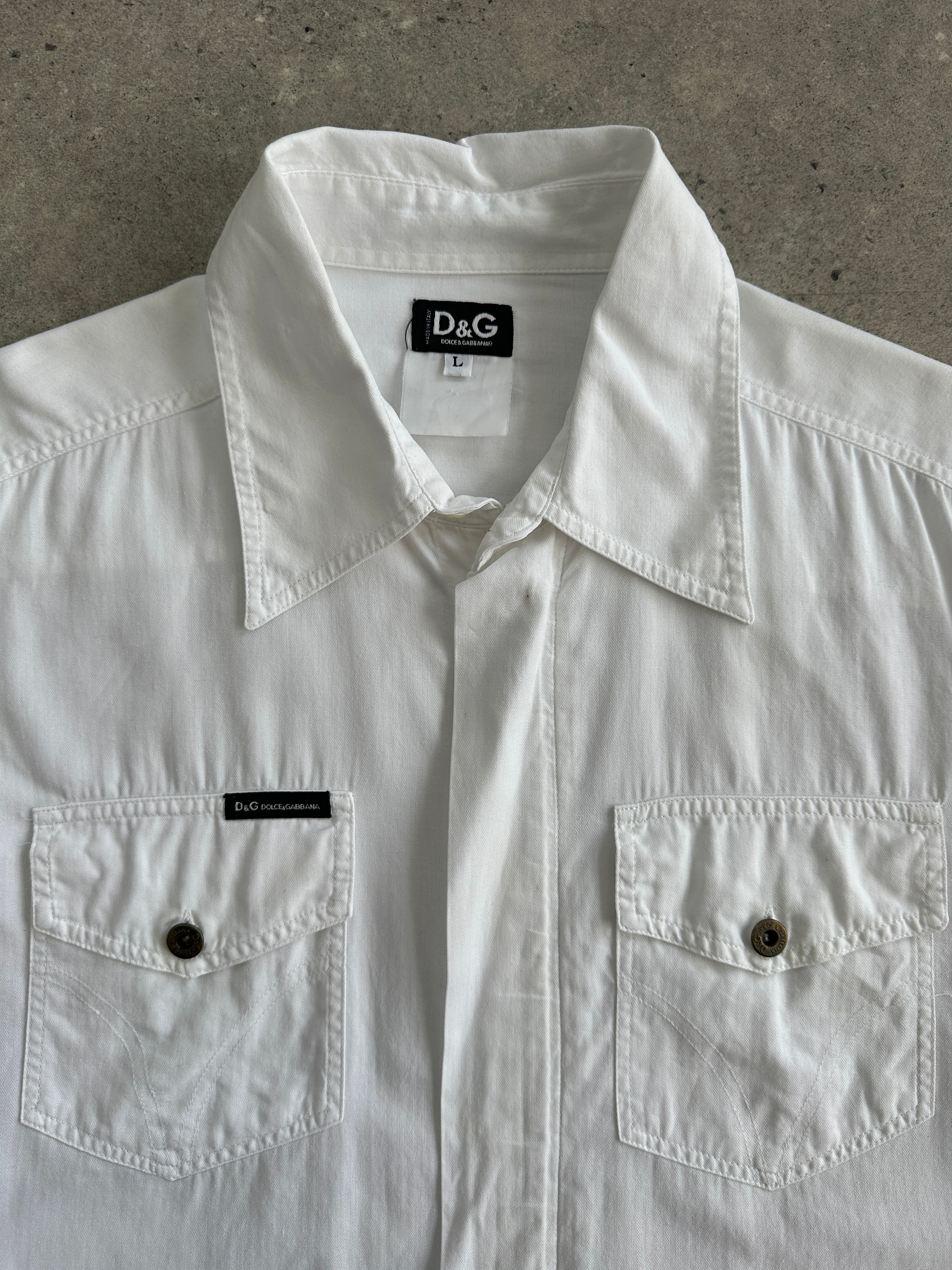 Dolce & Gabbana cotton shirt in size M/L, featuring a classic design with short sleeves and a tailored fit.