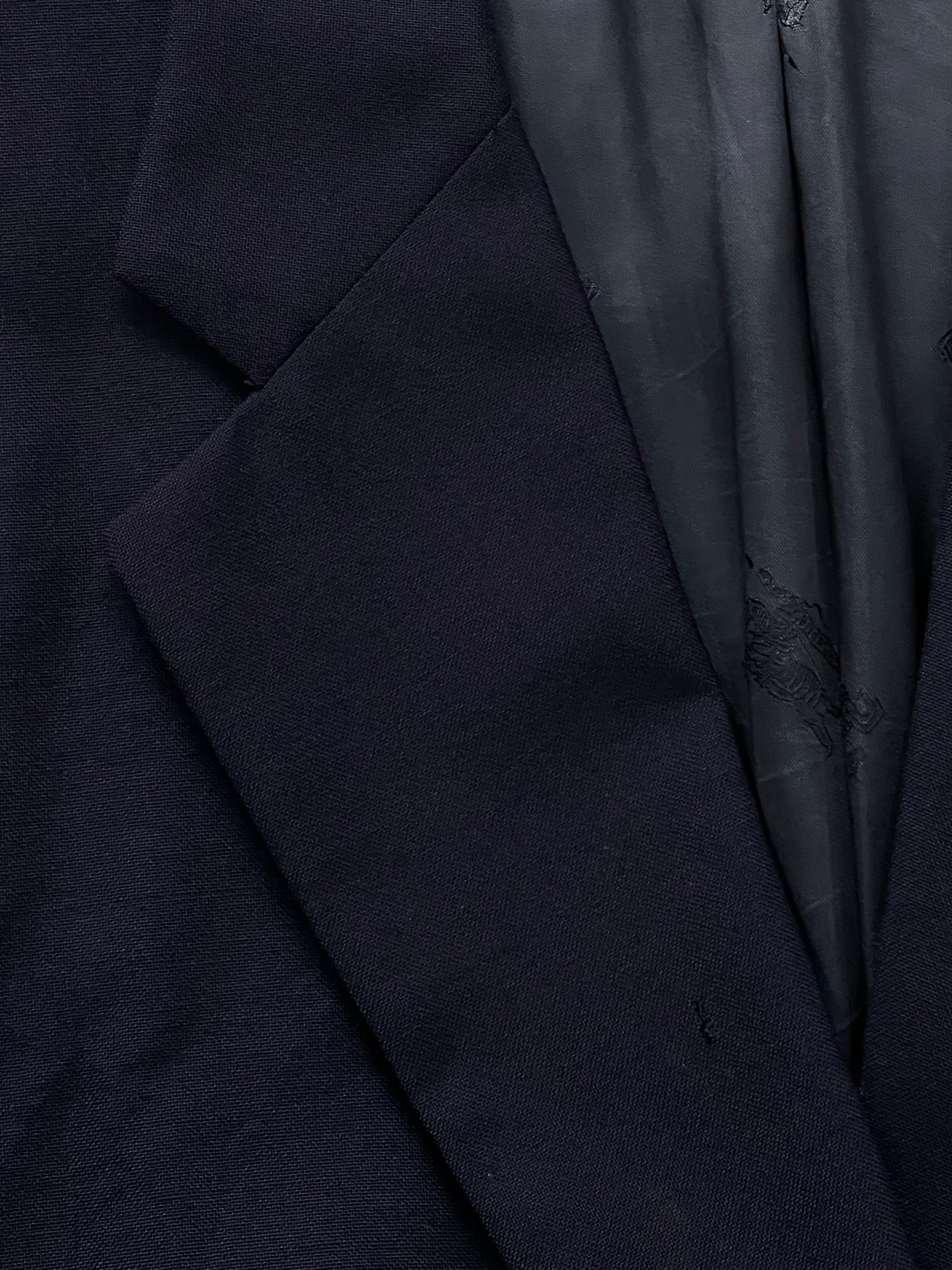 Burberry 1980s bespoke pure wool blazer in size 38R/M, tailored fit with classic design and button details.