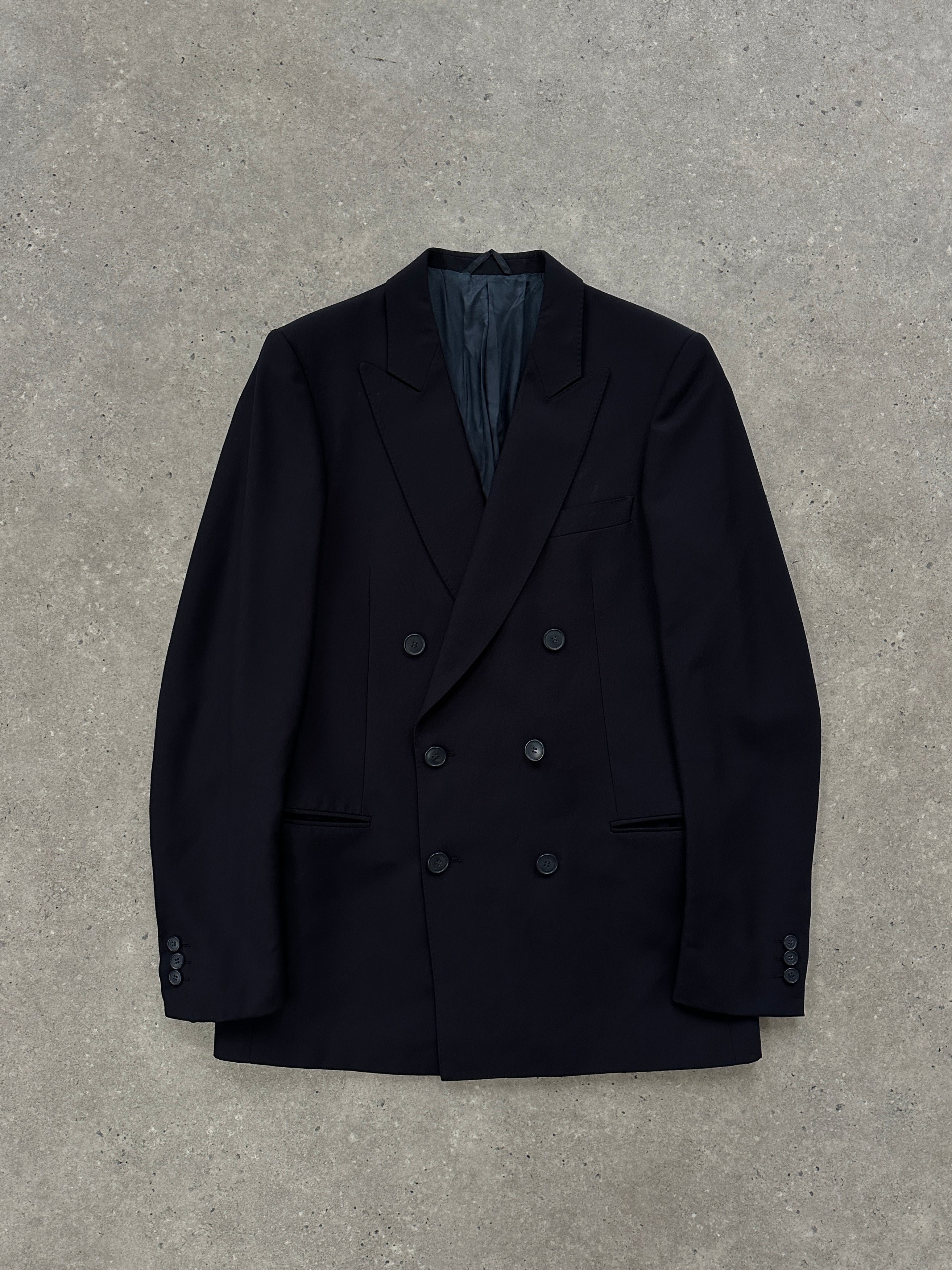 Vintage pure virgin wool double-breasted blazer in size L/XL, tailored fit with classic lapels and stylish design.