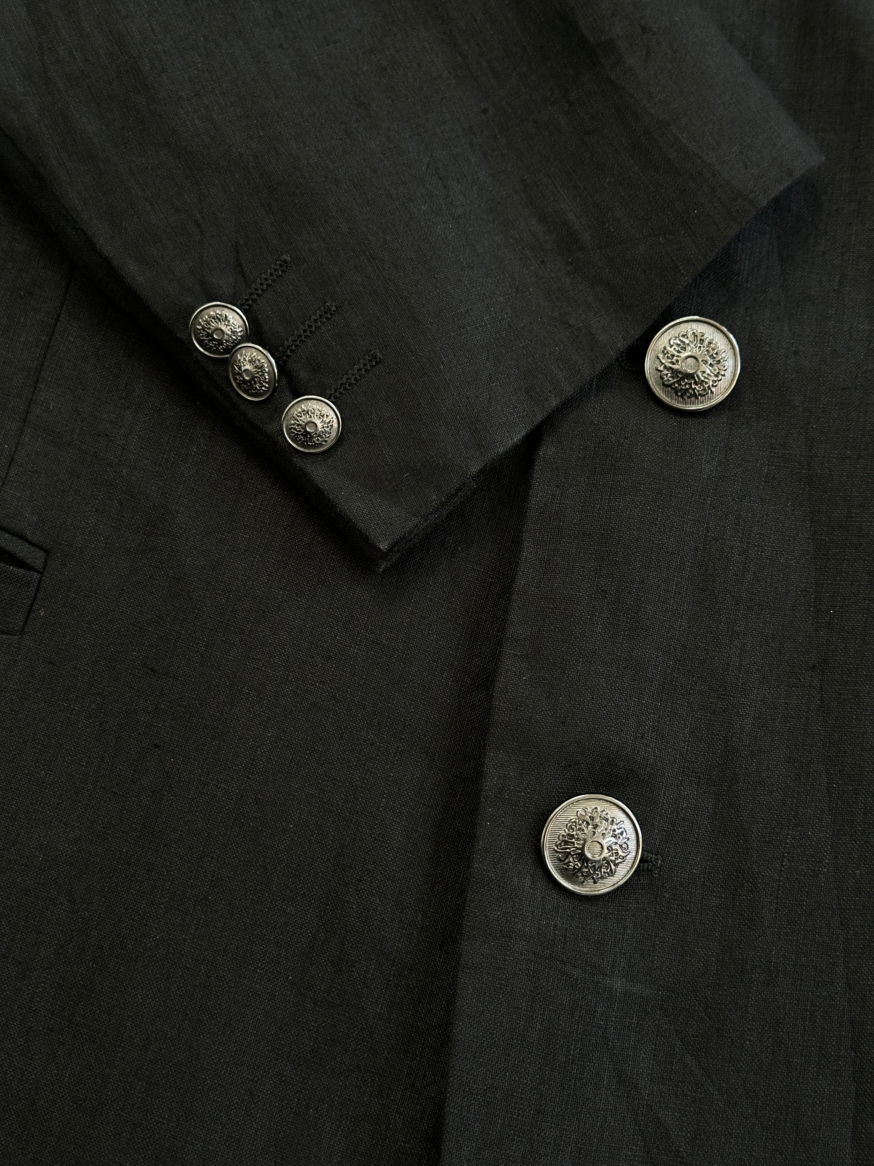 Versace Classic V2 Bespoke Linen Blazer in beige, single-breasted with buttons, tailored fit, size 46R/XL, elegant men's formal wear