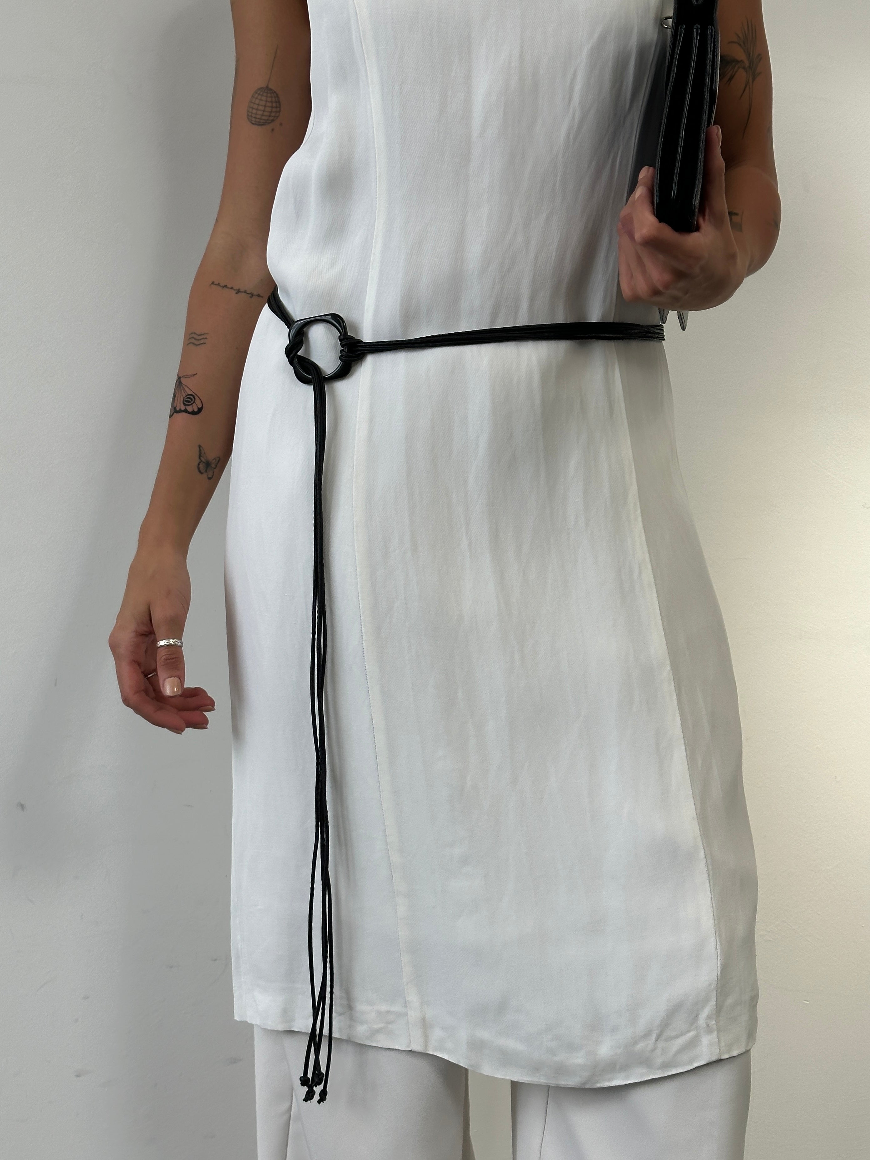 Vintage faux leather rope belt in one size with a rustic buckle, featuring a textured, braided design for casual or stylish wear.