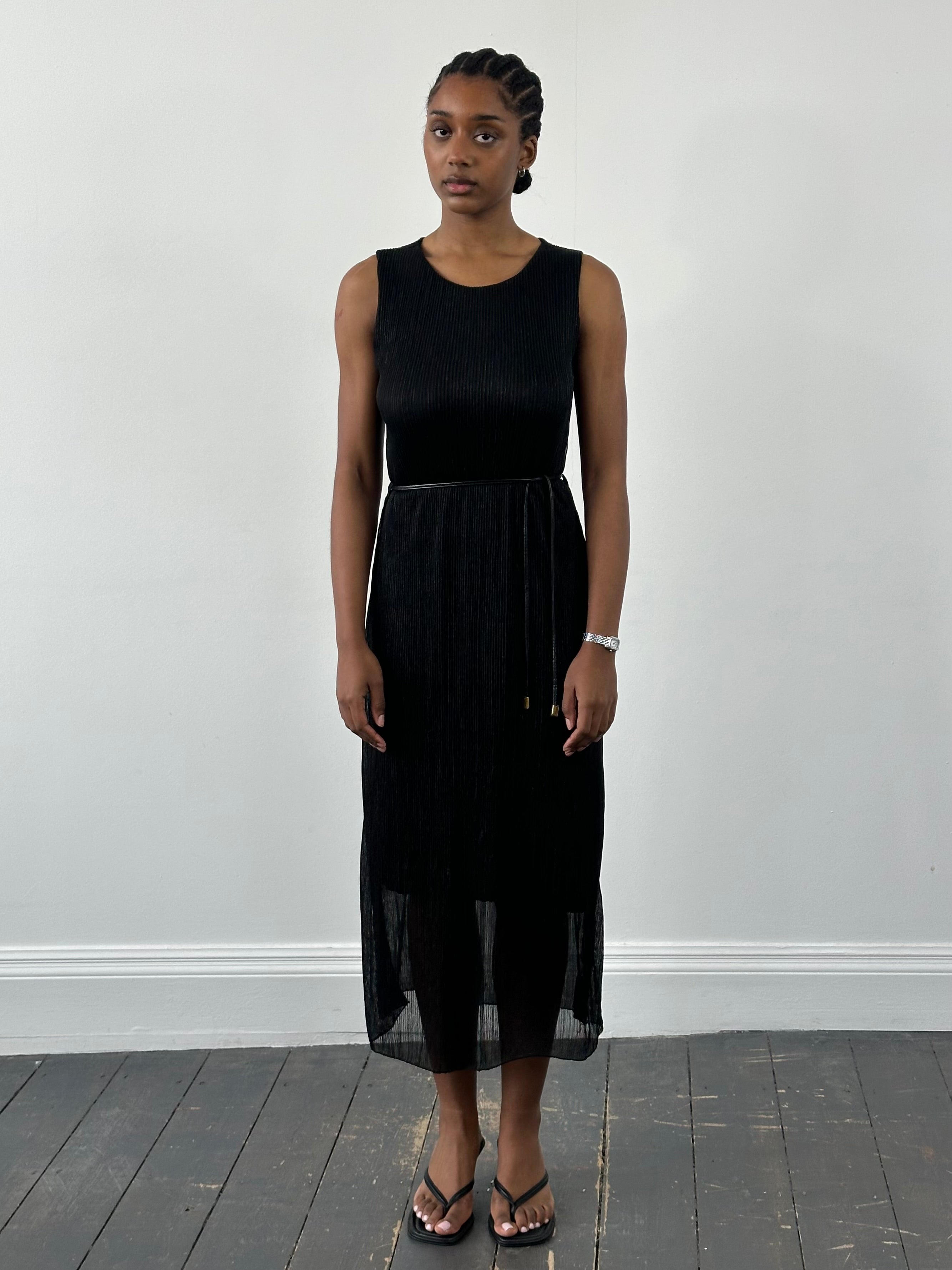 Italian Vintage 1990s ribbed metallic rope tie dress in size S, featuring a fitted silhouette and shimmering fabric detail.