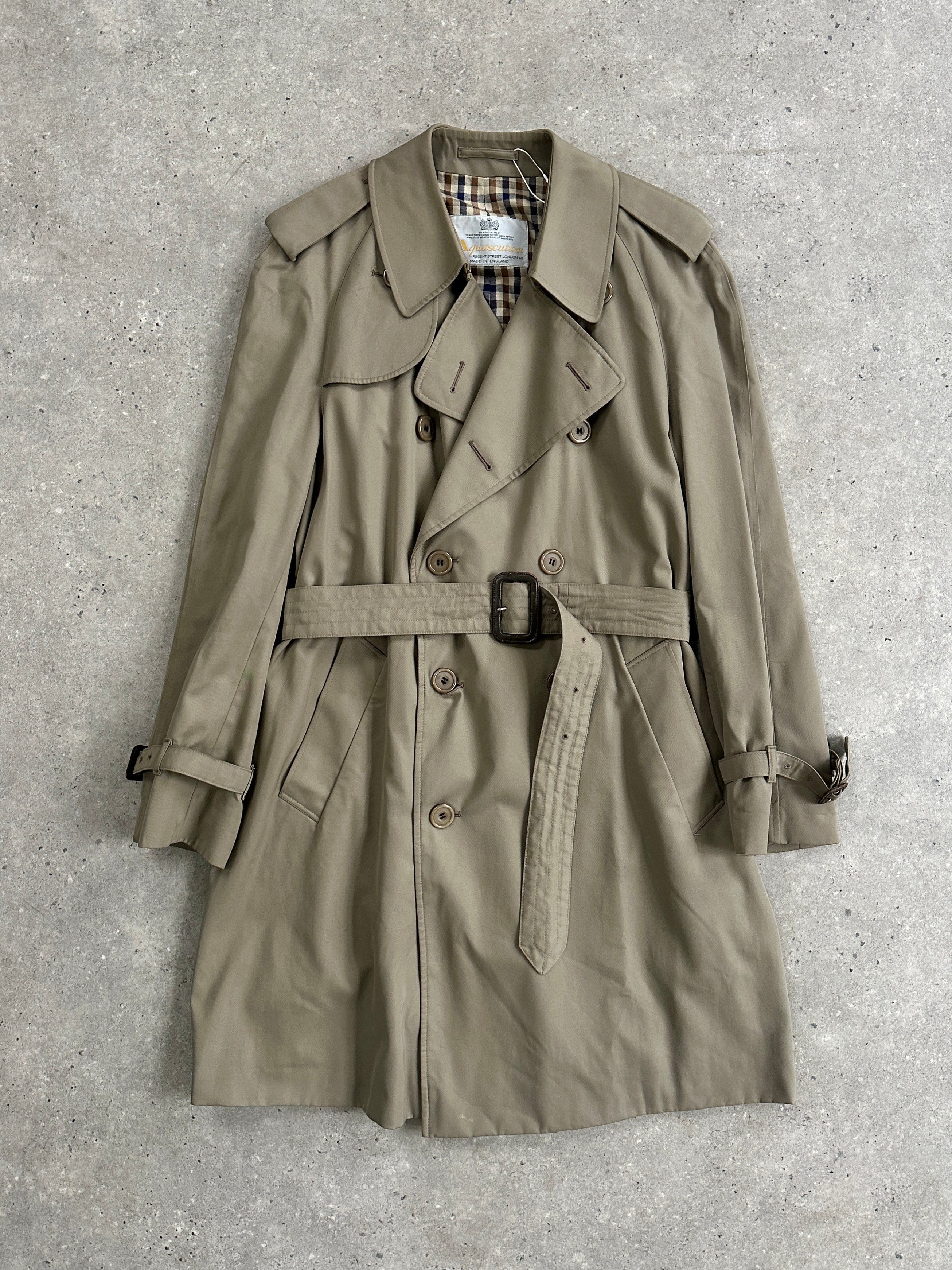 Aquascutum pure cotton double-breasted belted trench coat in size XL, featuring classic design and neutral color.