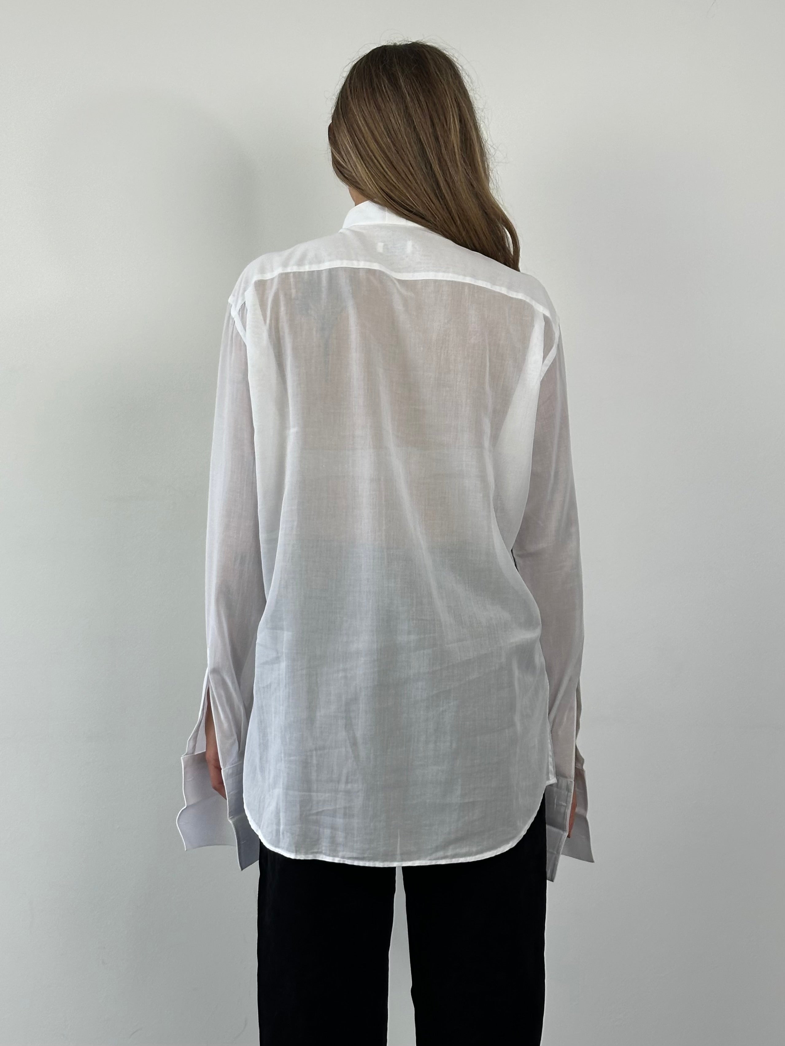 Pal Zileri sheer wing collar dress shirt in size XL, with a classic collar and elegant lightweight fabric.