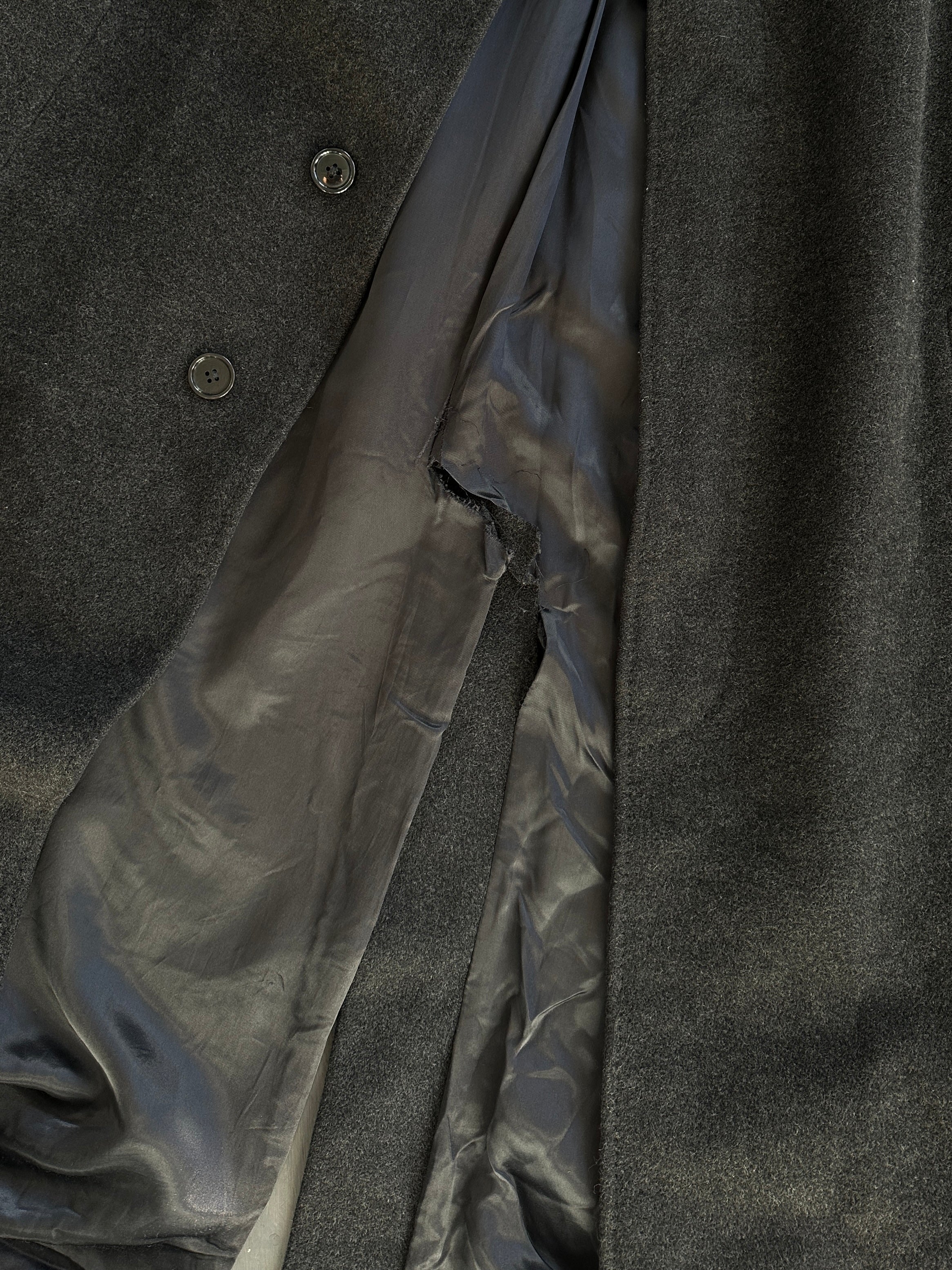 Valentino pure wool coat with concealed placket, single-breasted design in XXL size, showcasing a stylish and elegant outerwear piece.