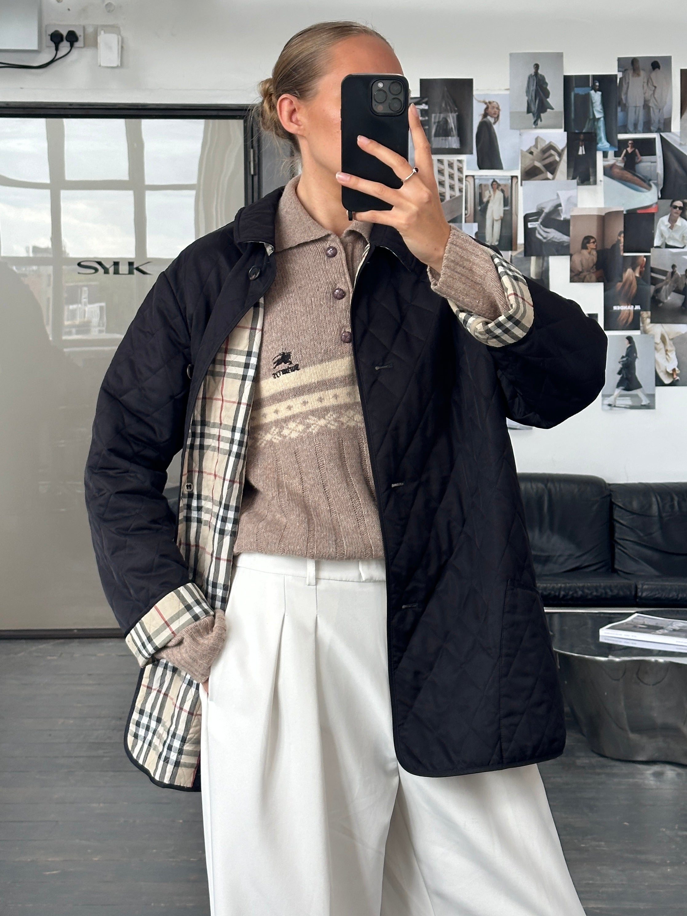 Burberry London 2000s quilted nylon single-breasted coat in size L, with classic beige color and quilted texture.