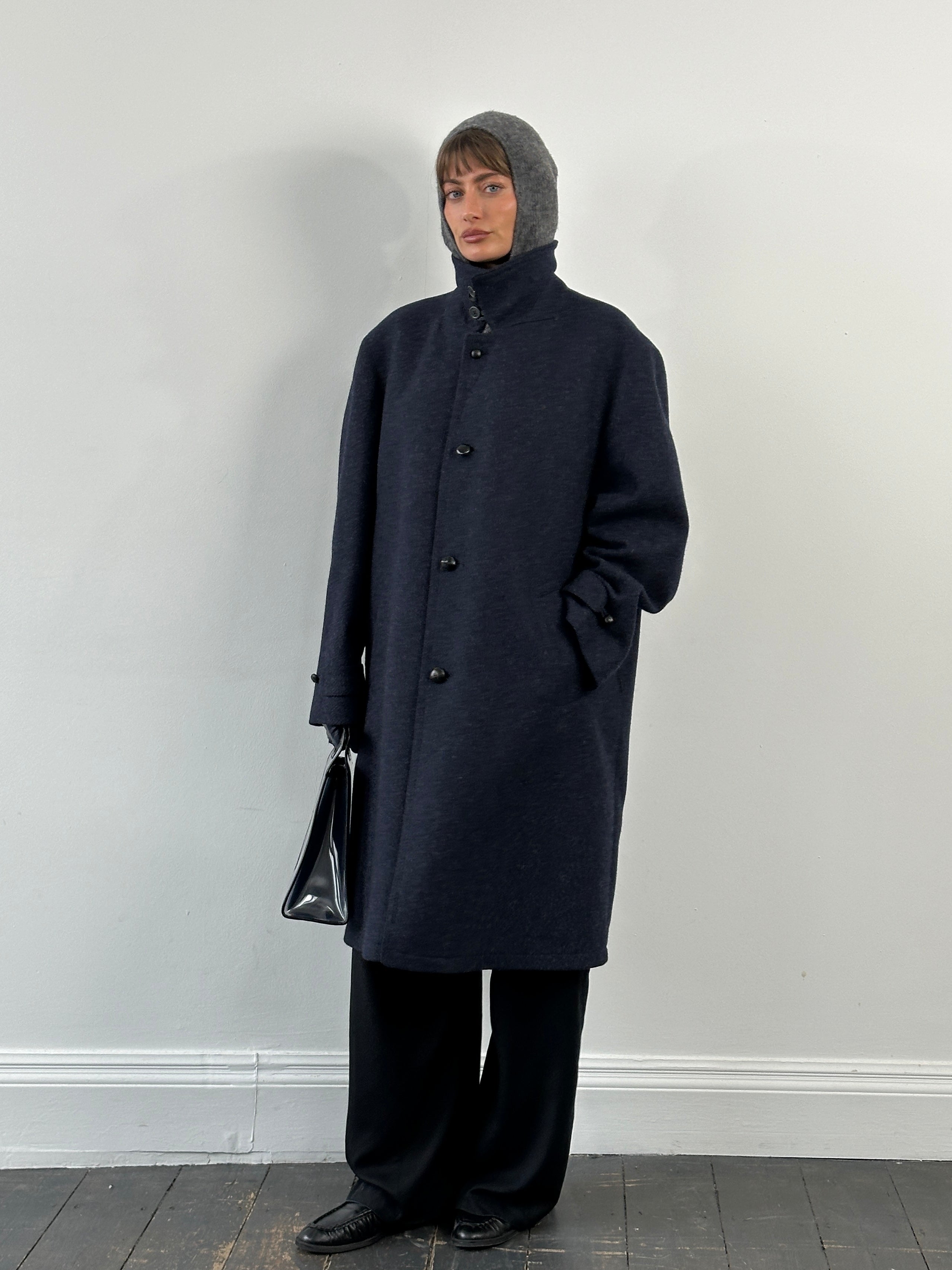 Vintage 1990s pure wool high neck single-breasted coat in XL/XXL, showcasing classic vintage style and warm fabric.