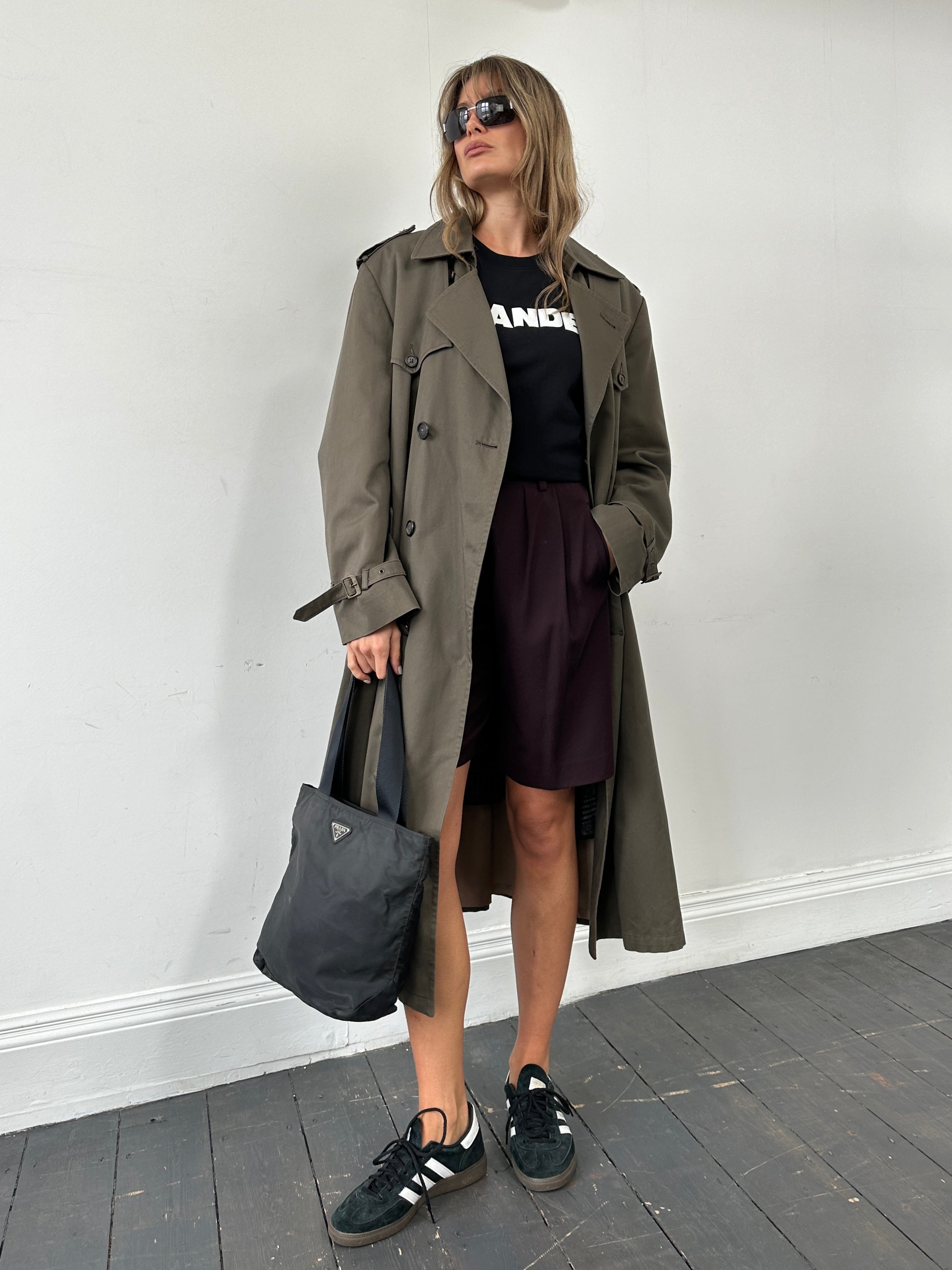 Christian Dior Monsieur cotton double-breasted belted trench coat in XL, showcasing classic style and tailored fit.