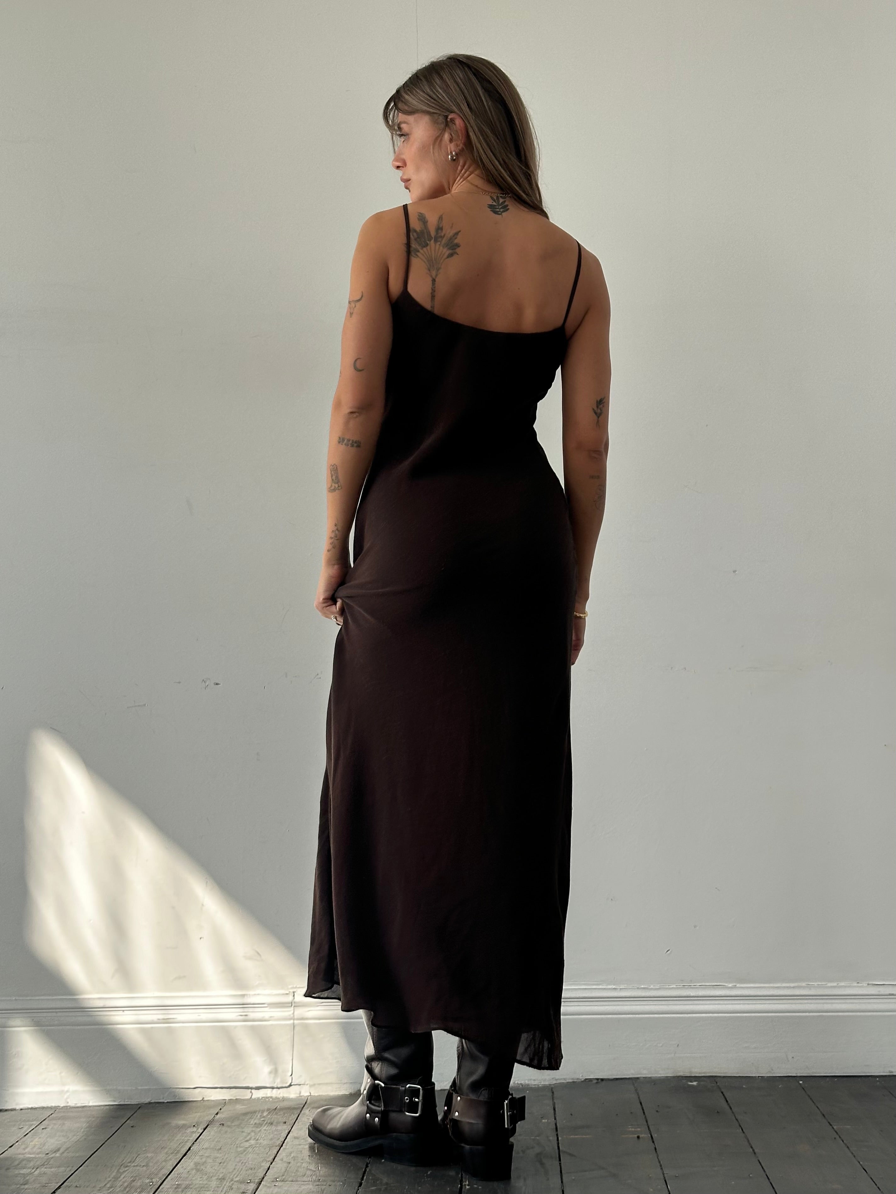 Jigsaw 1990s linen maxi slip dress in S/M, featuring a flowing silhouette and 1990s-inspired design, displayed on a mannequin.