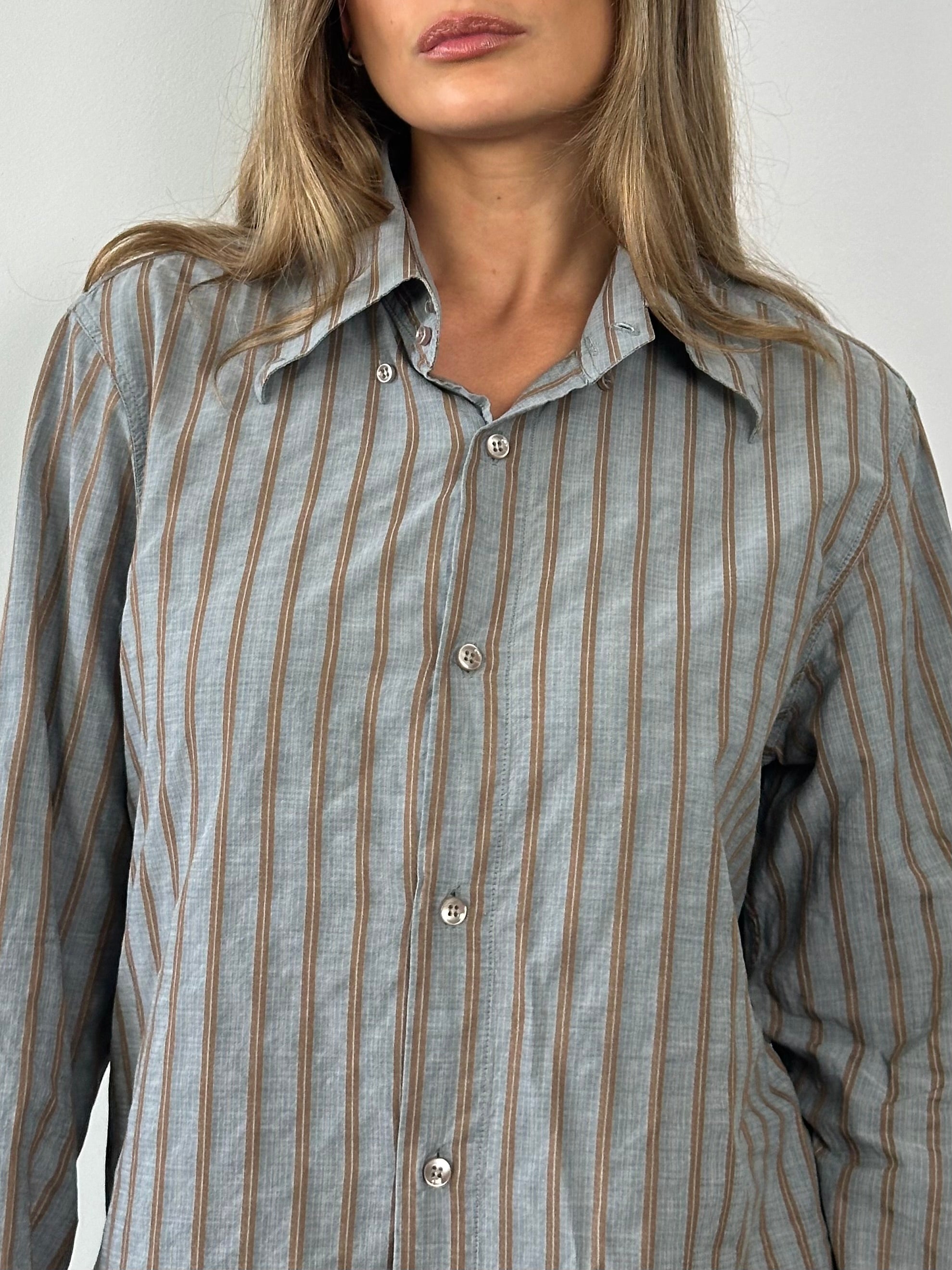 Armani Jeans men's stripe pure cotton logo shirt in size L, featuring a stylish design and classic fit.