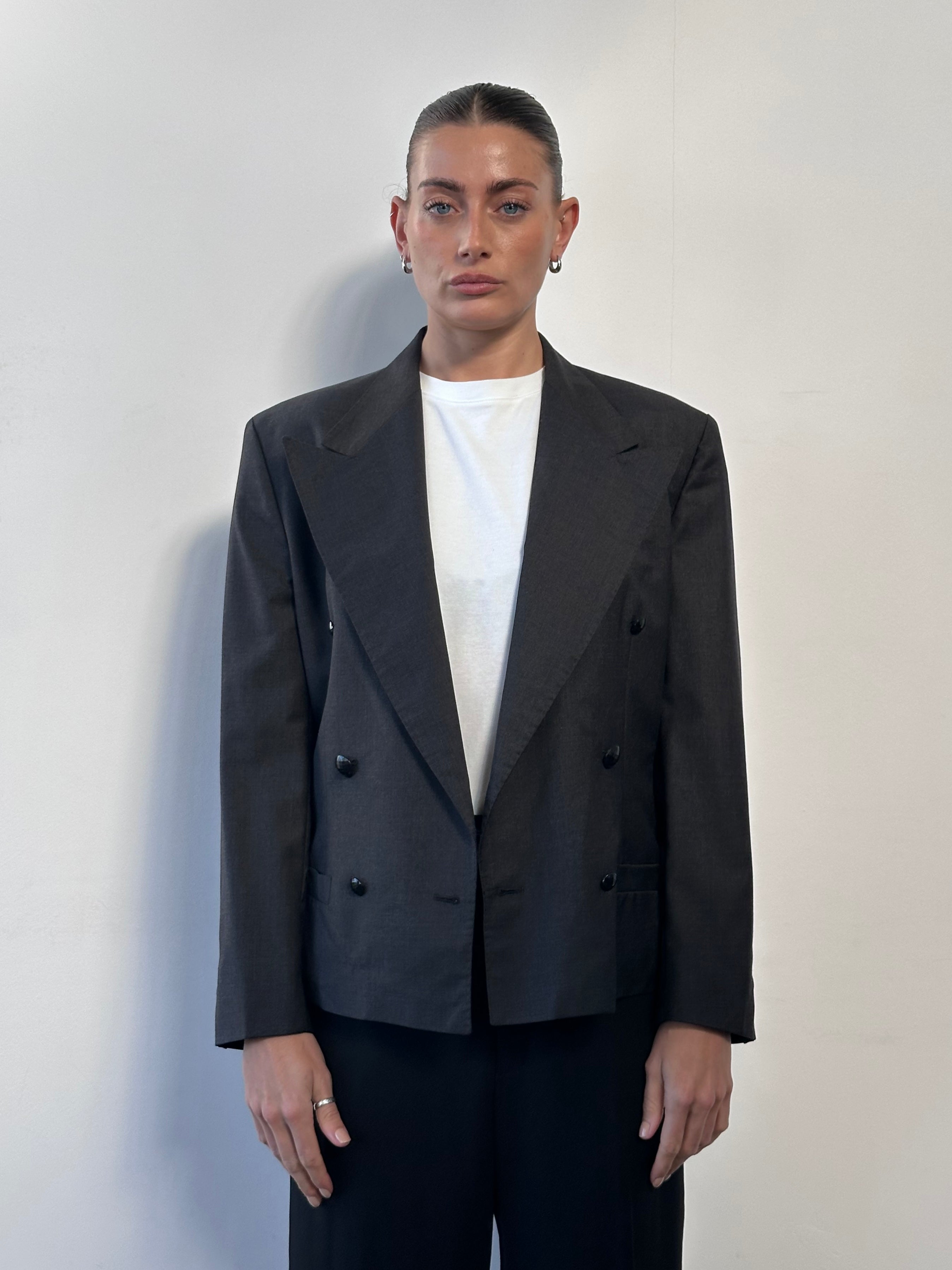 Versace 80s pure wool cropped double-breasted blazer in black, tailored fit, with wide lapels and button details.