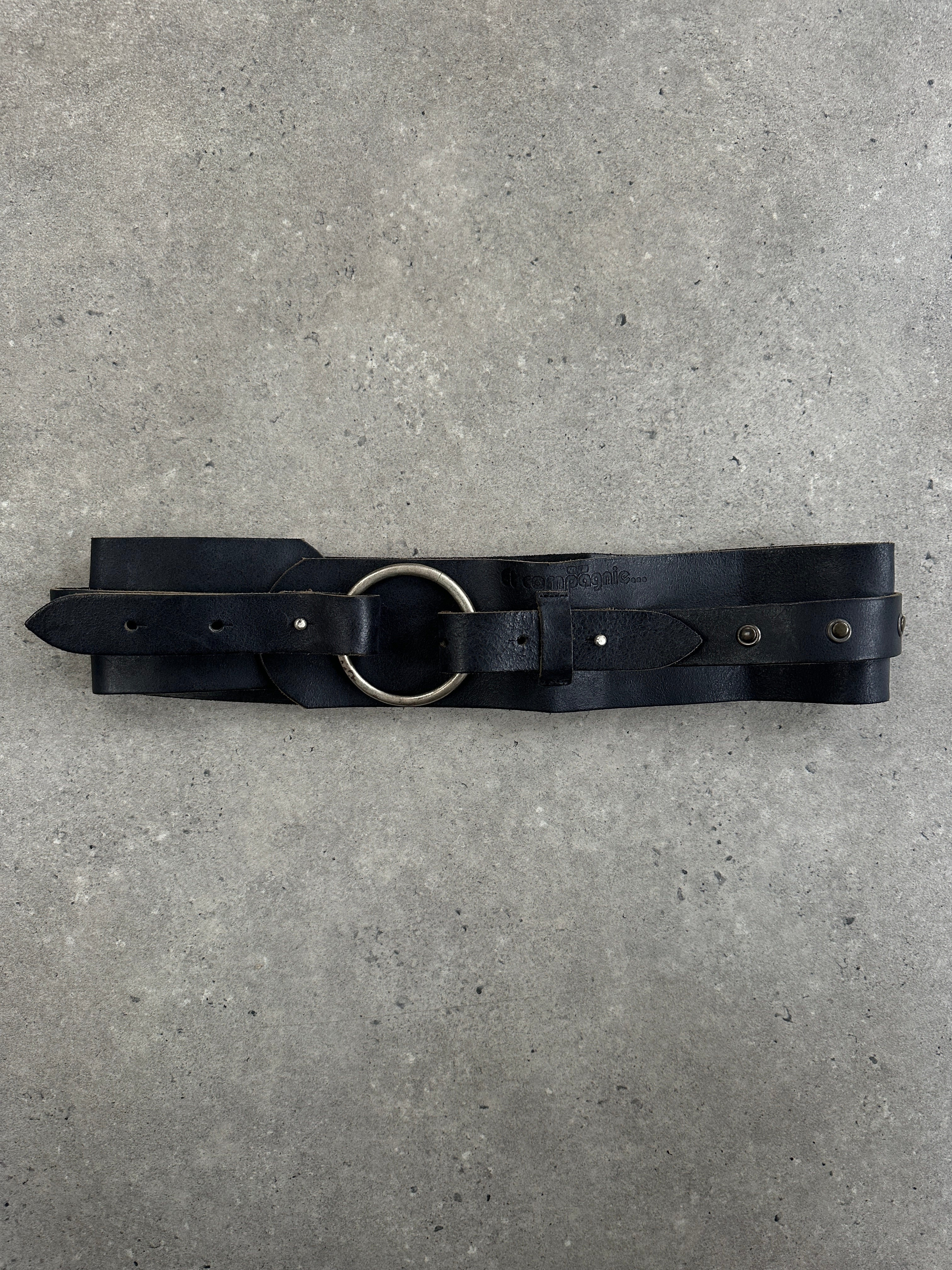 Vintage 1990s French chunky leather belt with studded design, adjustable W32-36, featuring a bold, retro style.