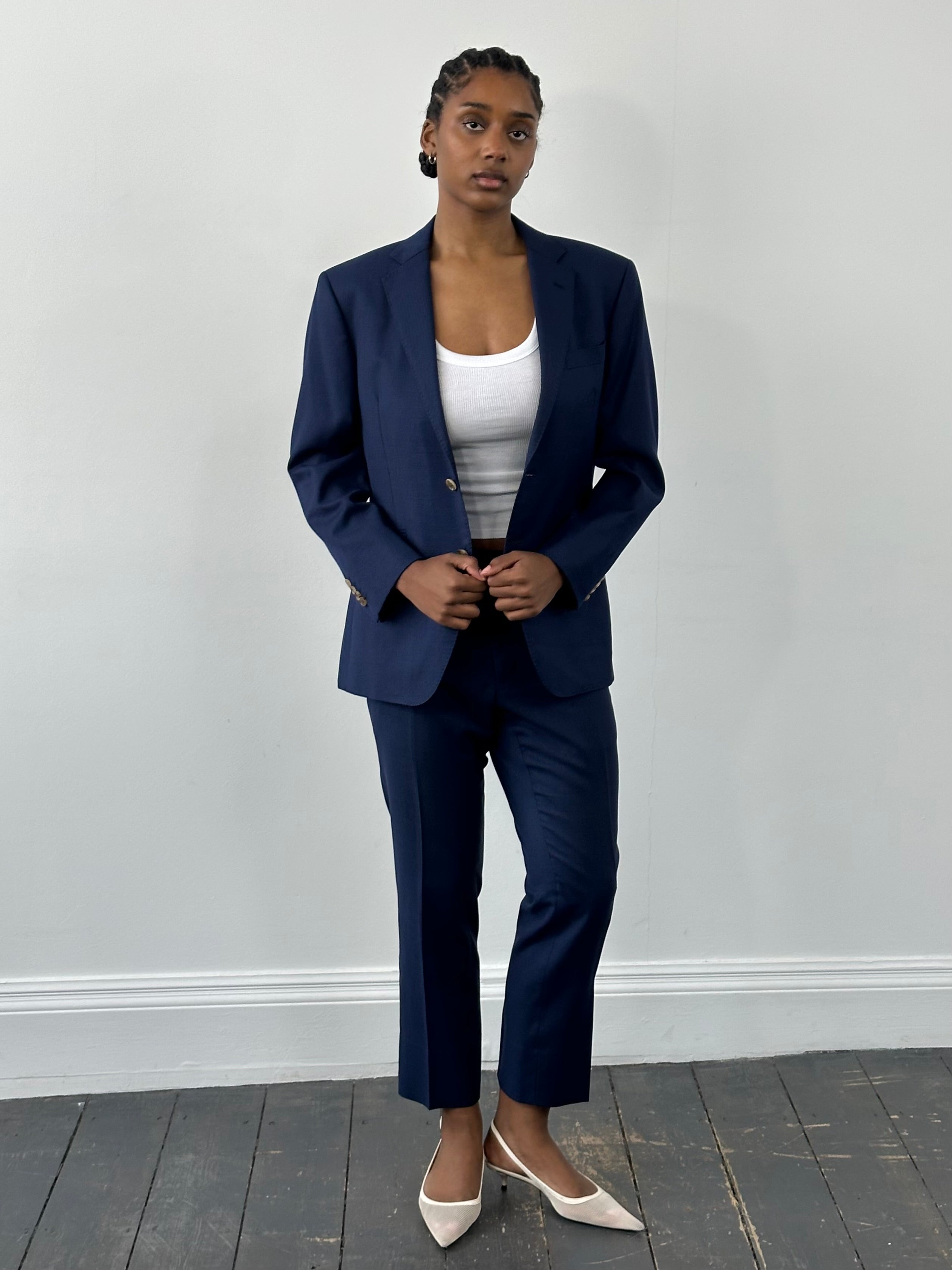 Loro Piana 2000s pure wool single-breasted suit in size 36S/W32, tailored fit with classic lapel and sleek design.