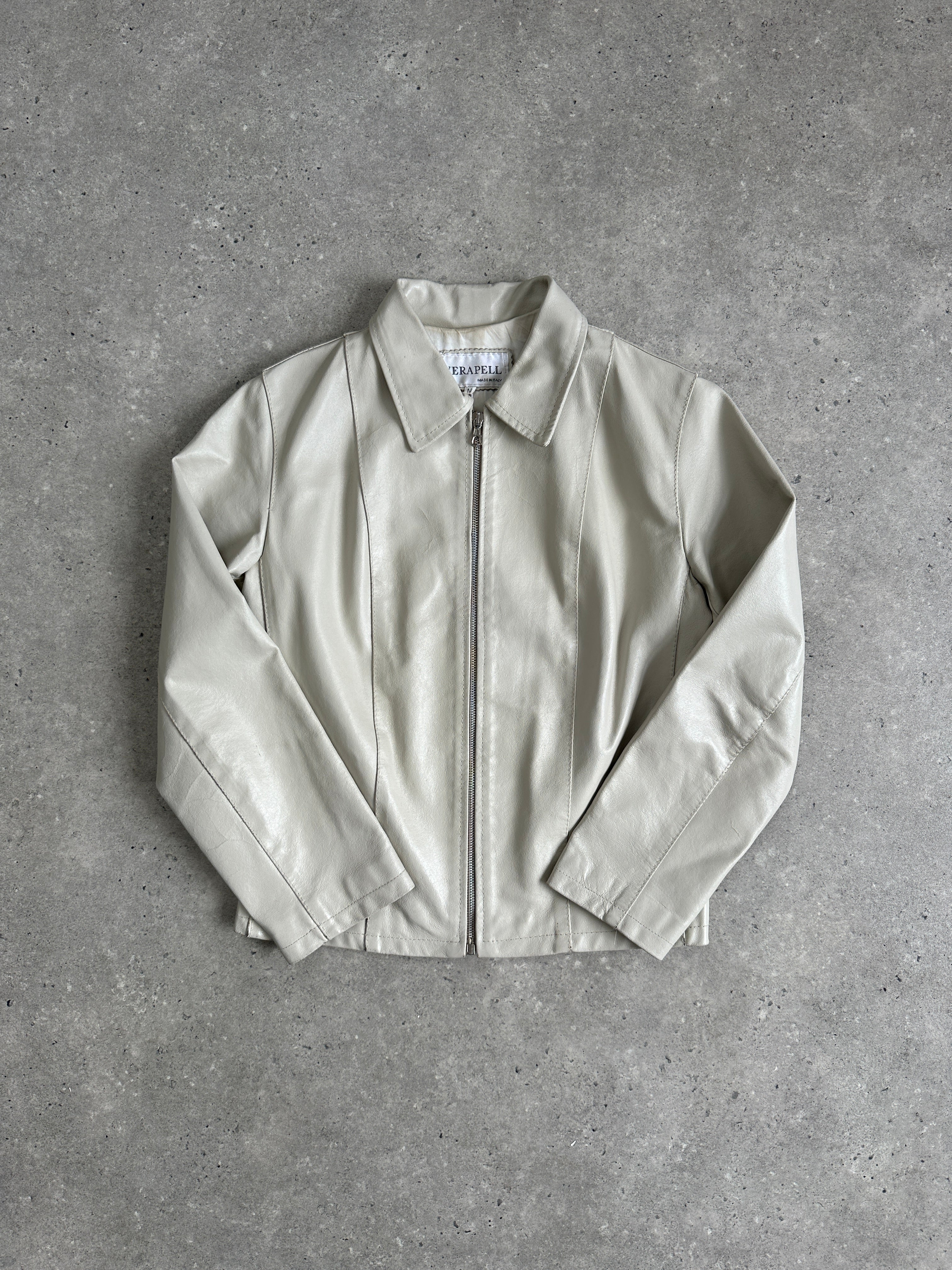 Vintage Italian leather zip-up jacket in size small, featuring classic vintage style and high-quality leather material.