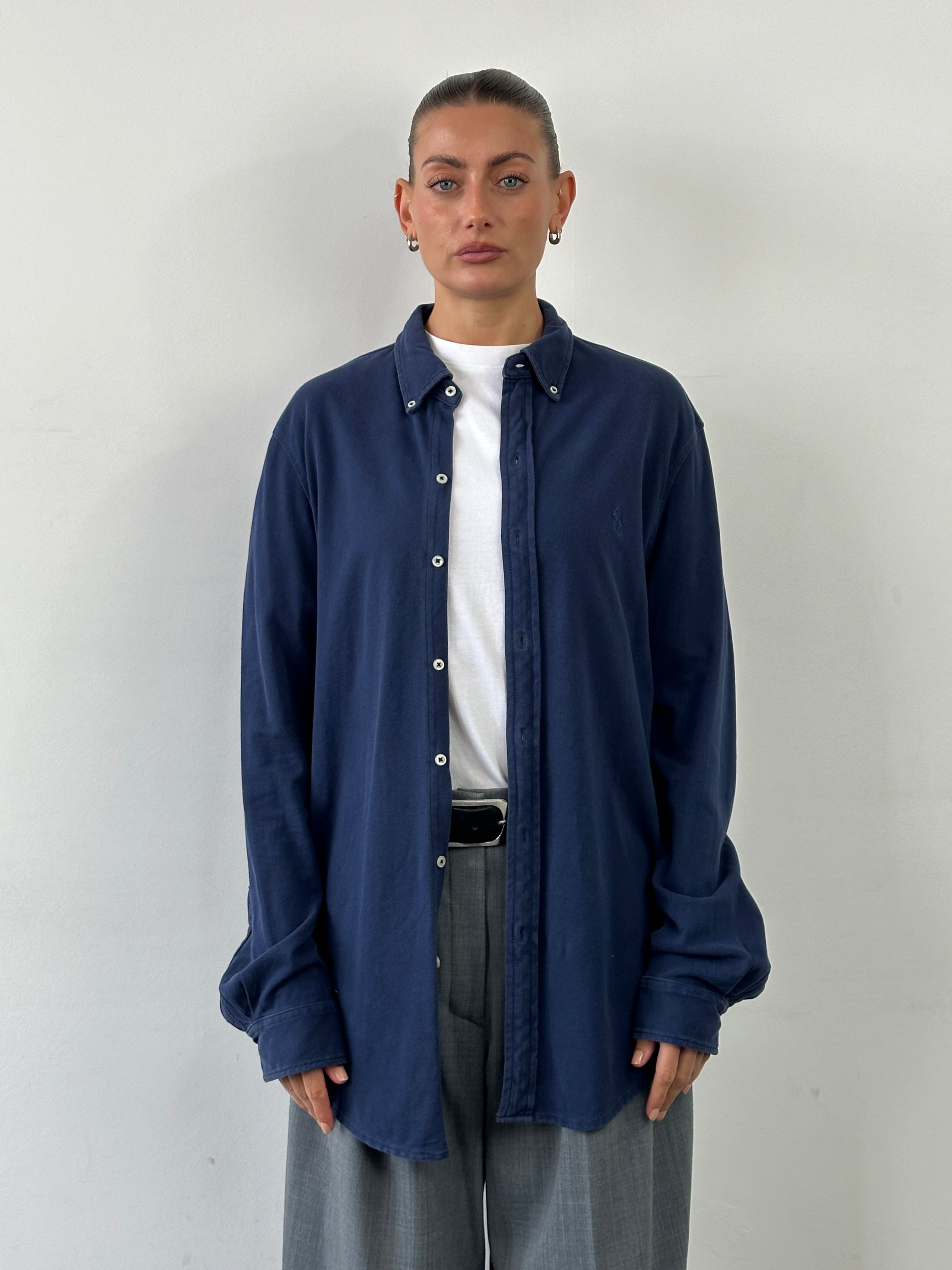 Ralph Lauren Polo Pure Cotton Logo Shirt in XL, featuring a classic design with the iconic Ralph Lauren logo on the chest.