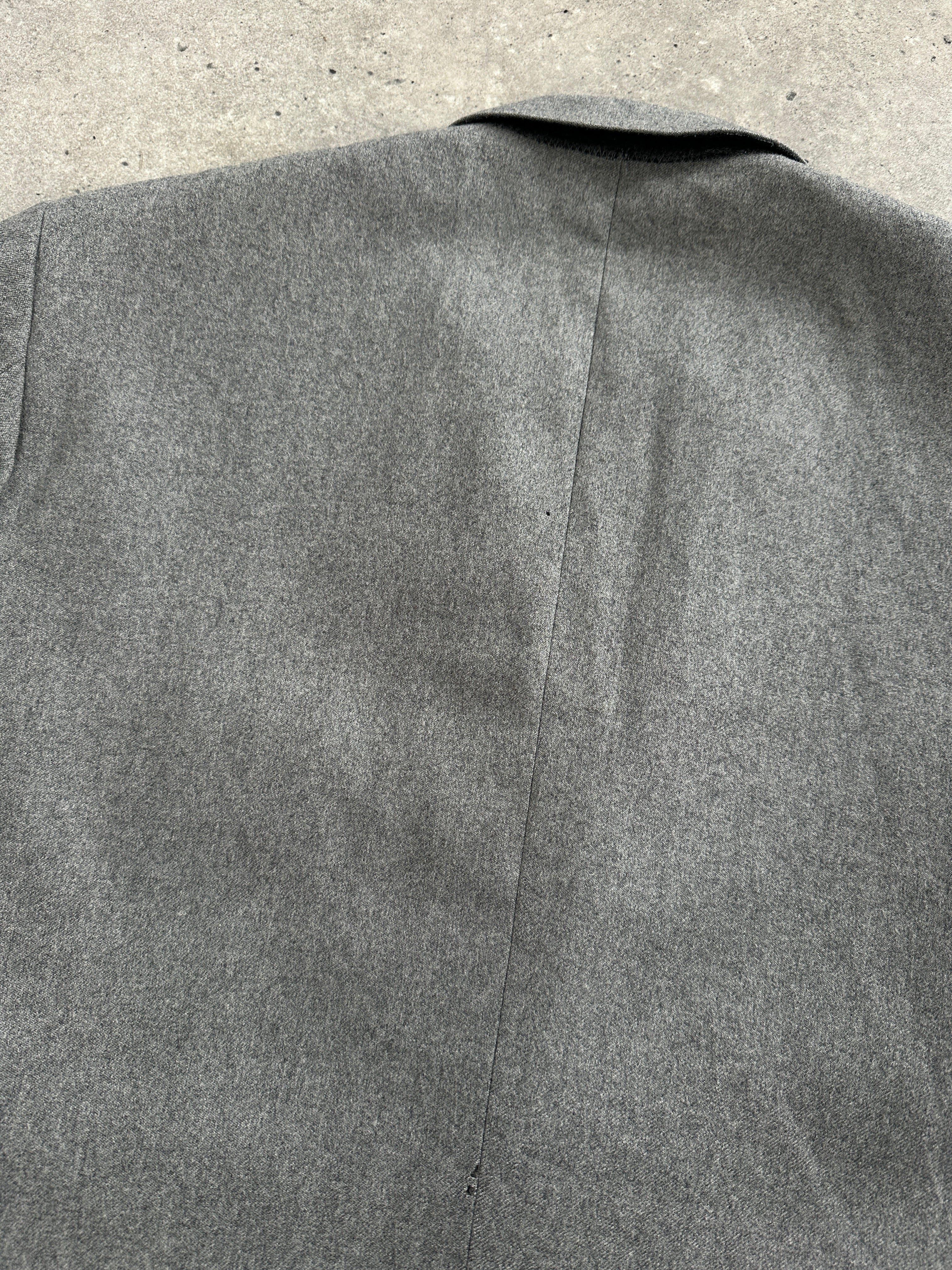 Christian Dior Monsieur 1990s brushed wool single-breasted blazer in size 44R/XL, featuring classic tailored design and neutral color.
