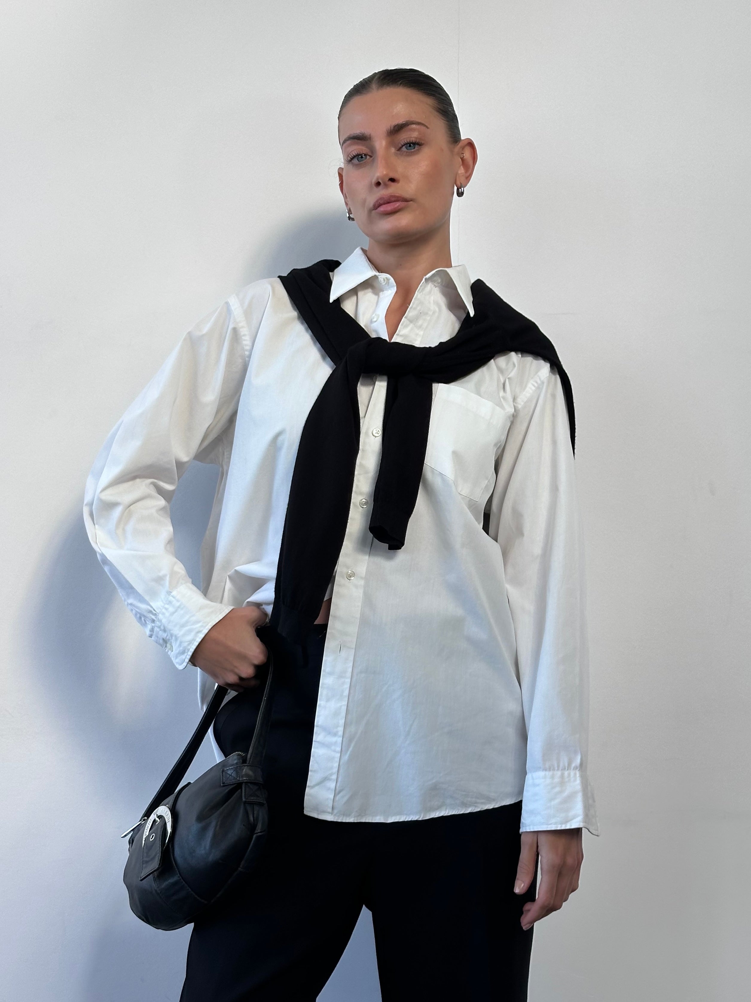 Christian Dior Monsieur cotton shirt in size L/XL, featuring a classic fit with button-down front and tailored design.
