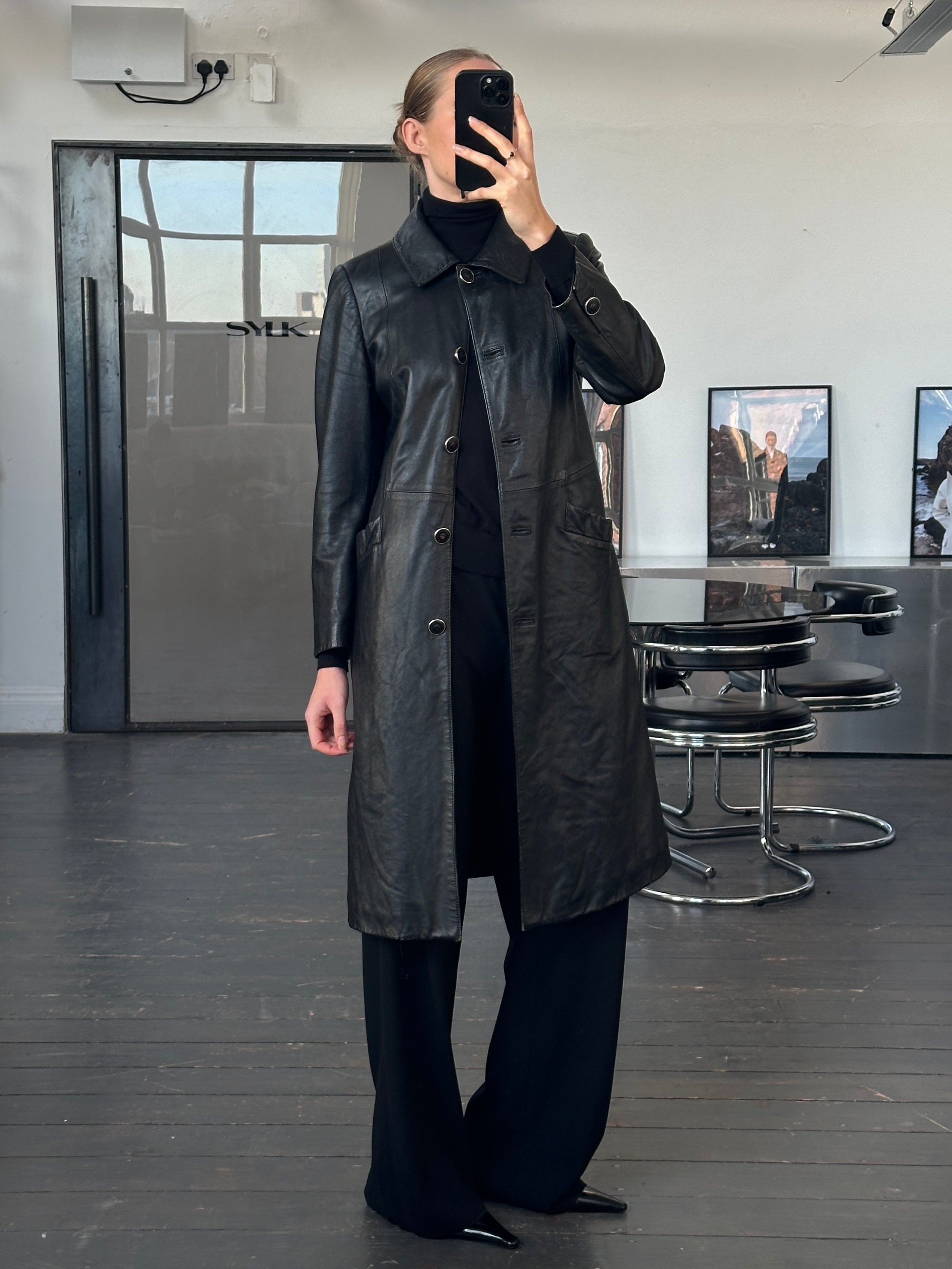 Gianni Versace Versus 1990s Bespoke Lion Head Leather Trench Coat - S - SYLK