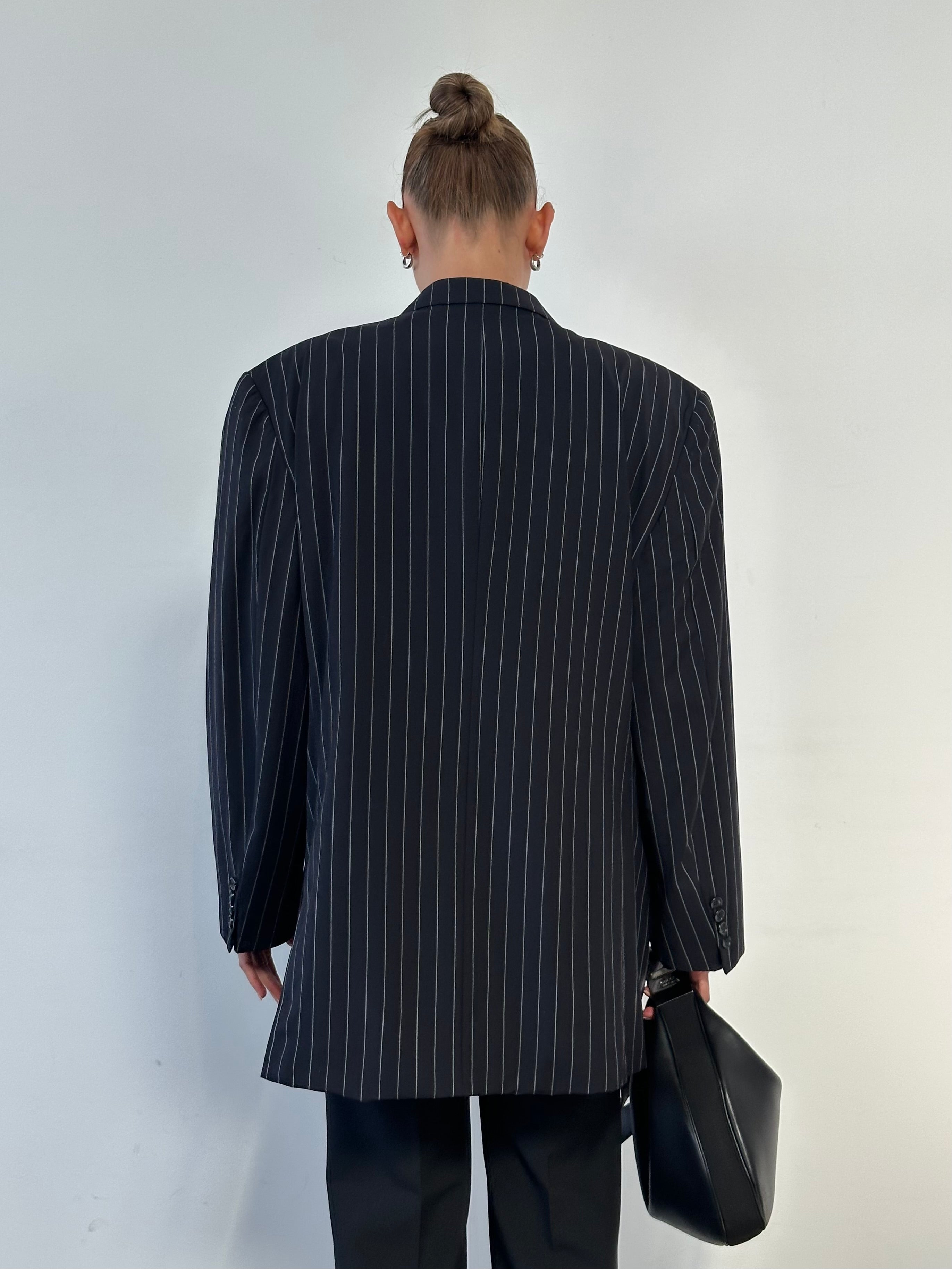 Versace Collection stripe pure wool single-breasted blazer in size 48R/XL, featuring a stylish tailored fit and classic design.