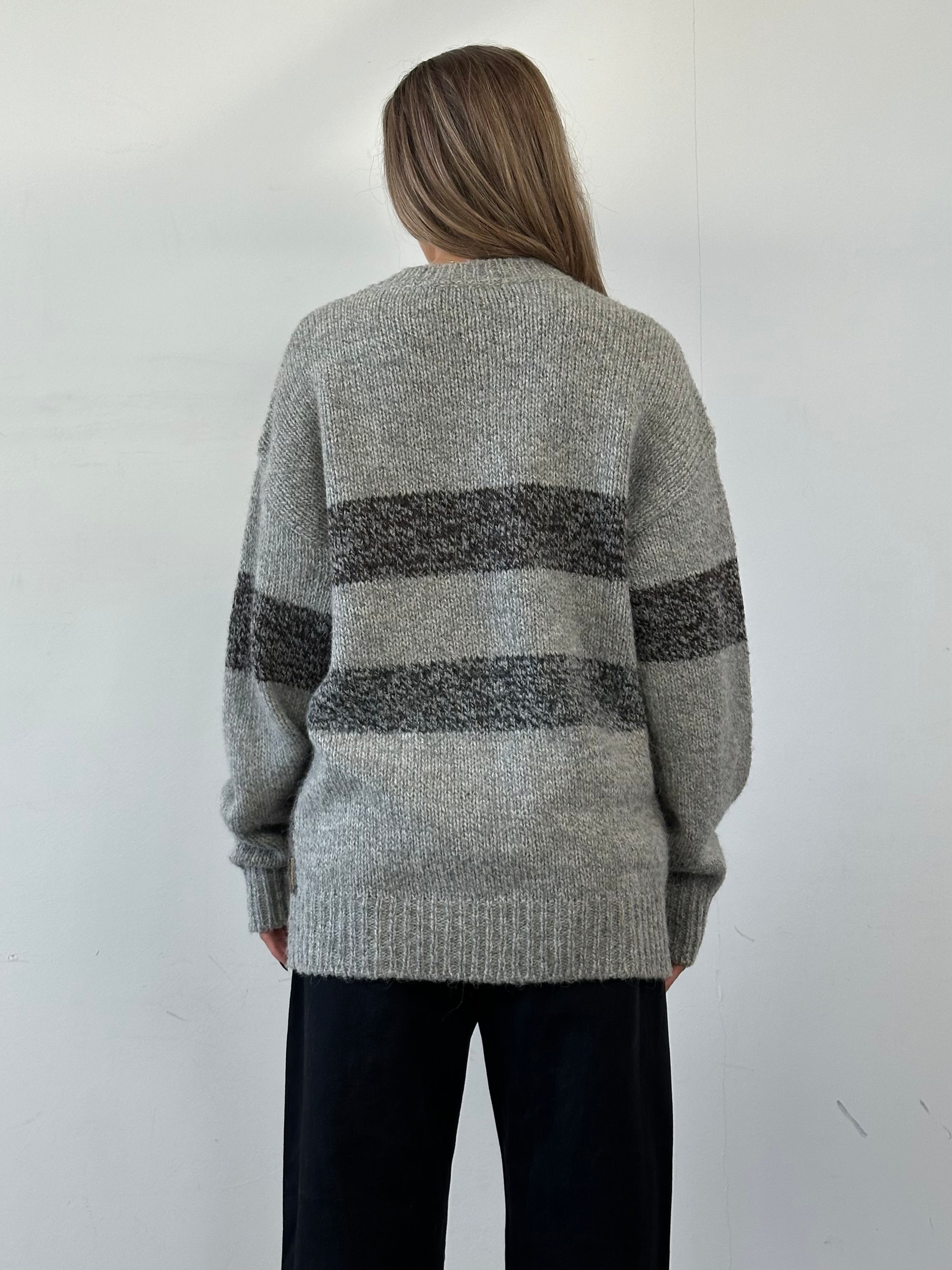 Armani Jeans wool alpaca check knitted jumper in XL, featuring a cozy, patterned design, perfect for stylish winter wear.