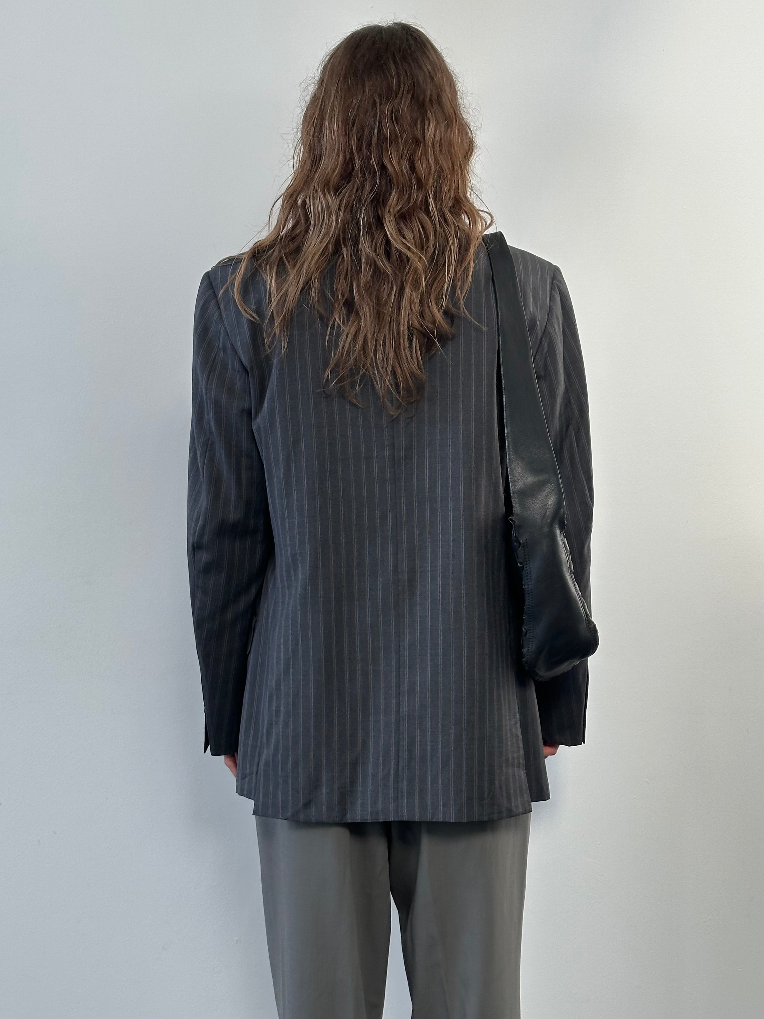 Loro Piana Verri 1990s stripe pure Merino wool single-breasted blazer in beige and navy, size 40R/L, tailored fit.