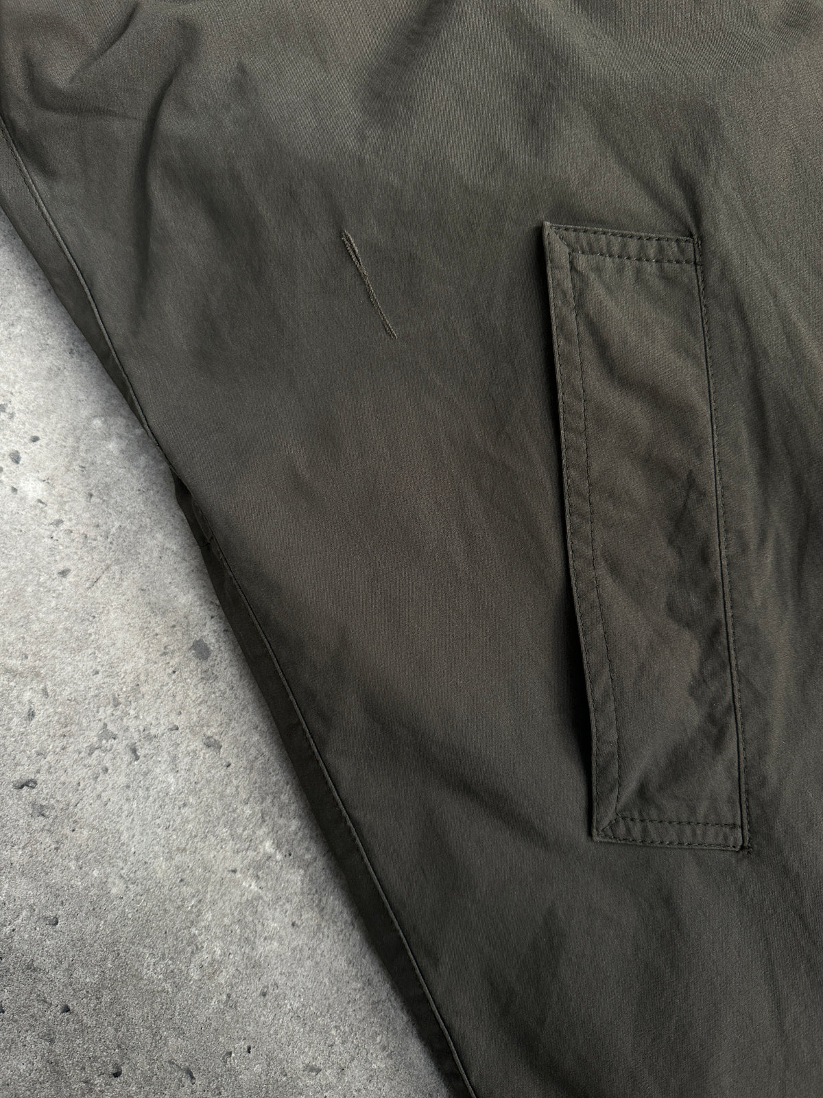 Ralph Lauren Chaps 1990s wool-collar cotton trench coat in size L, featuring classic design and beige color.