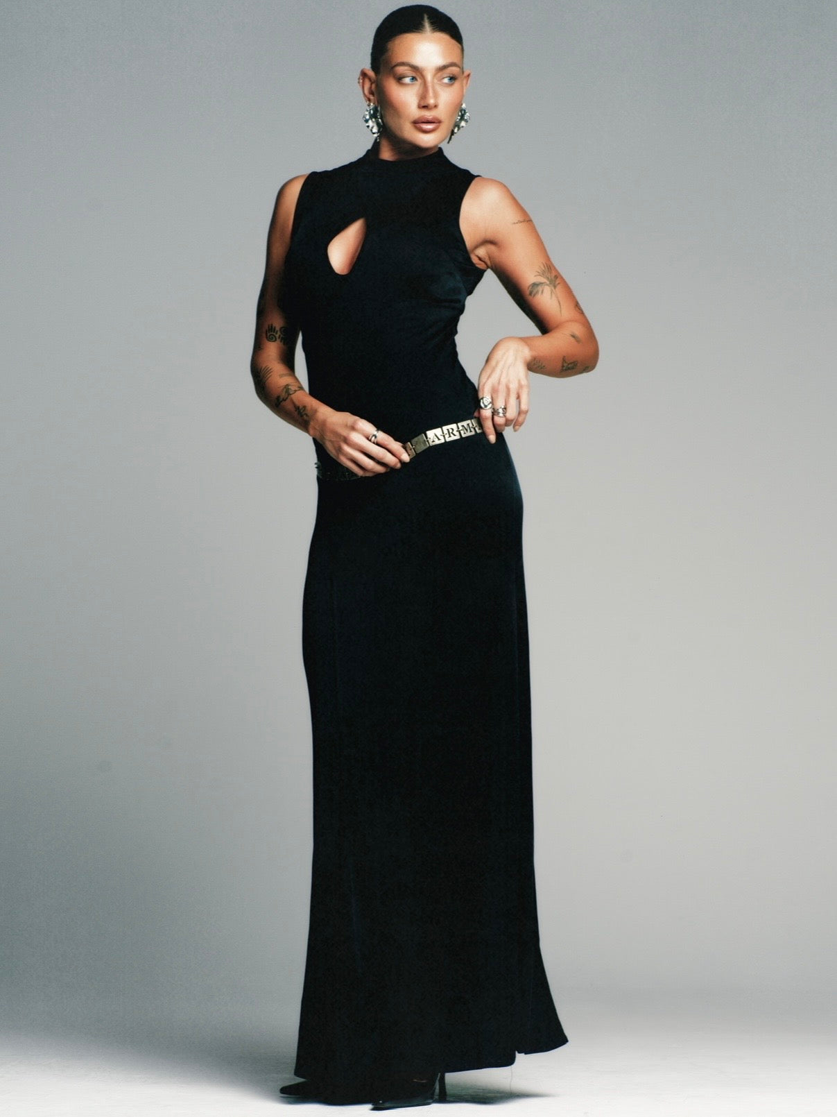 Gianni Versace Versus 1990s Cut Out Floor Length Sleeveless Dress - S/M