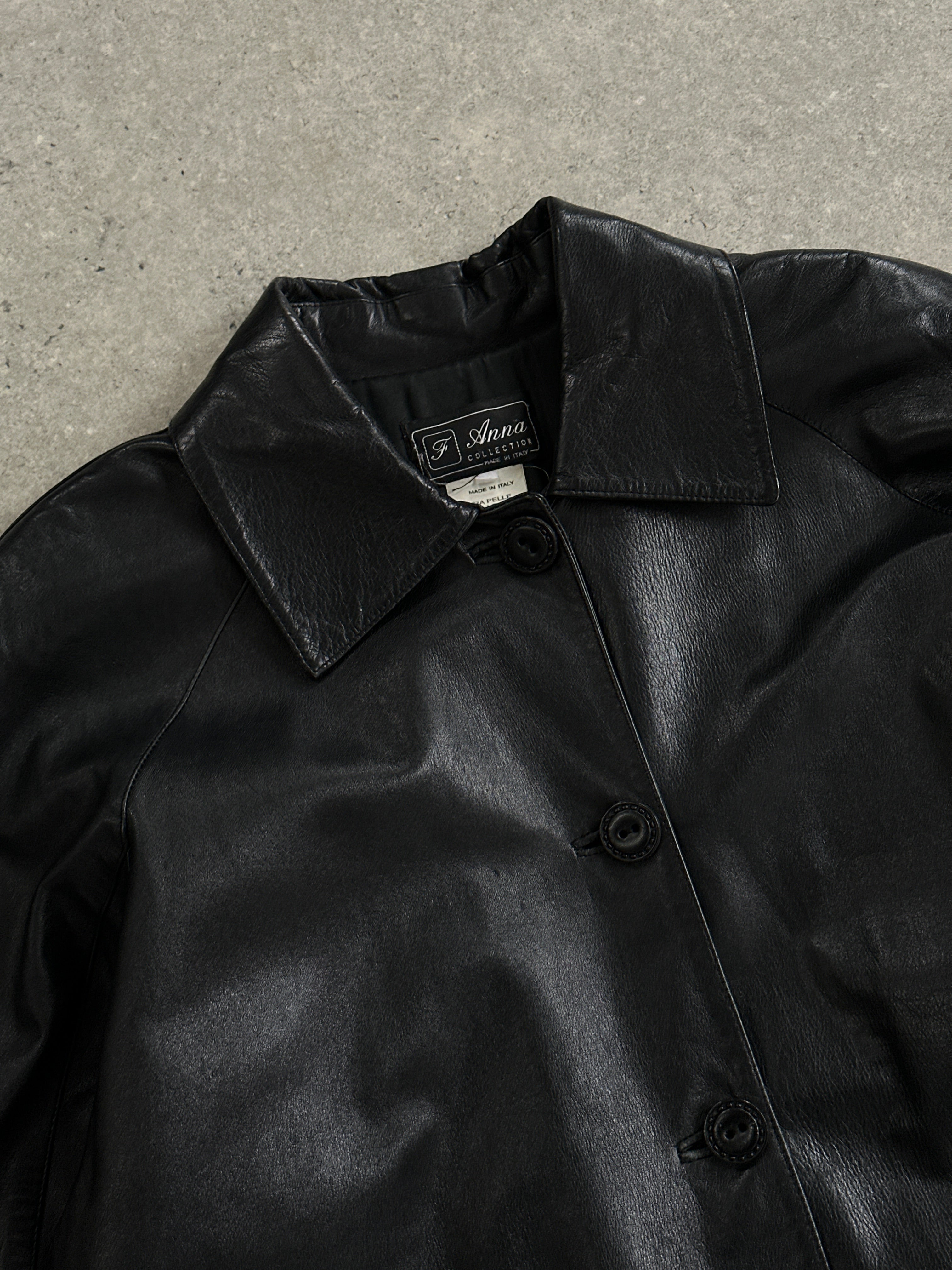 Italian Vintage A-Line leather jacket in smooth leather, size large, stylish vintage women's jacket with classic design.