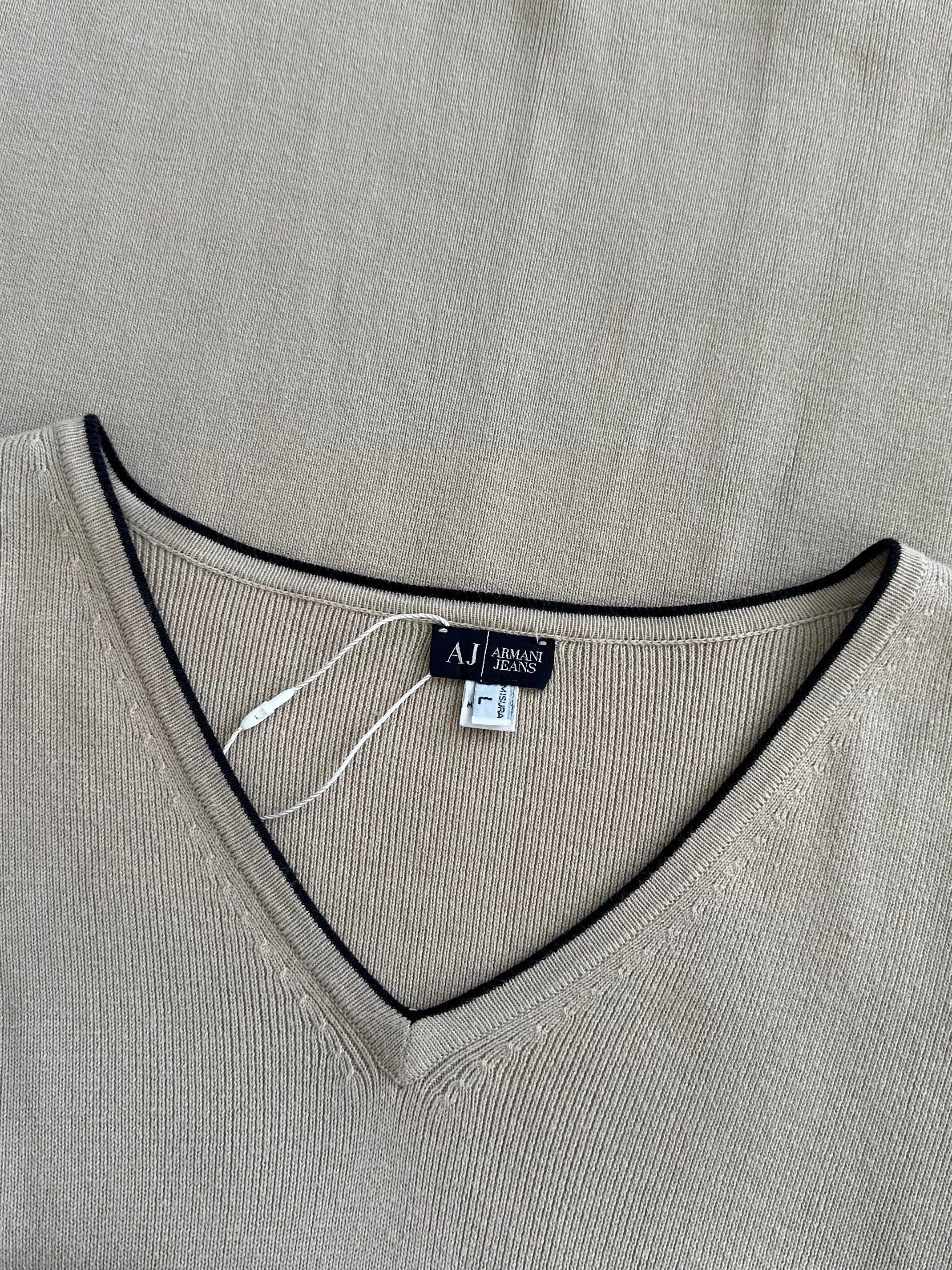 Armani Jeans pure cotton V-neck jumper in size L, shown in a natural fit with a classic V-neck design and soft cotton fabric.