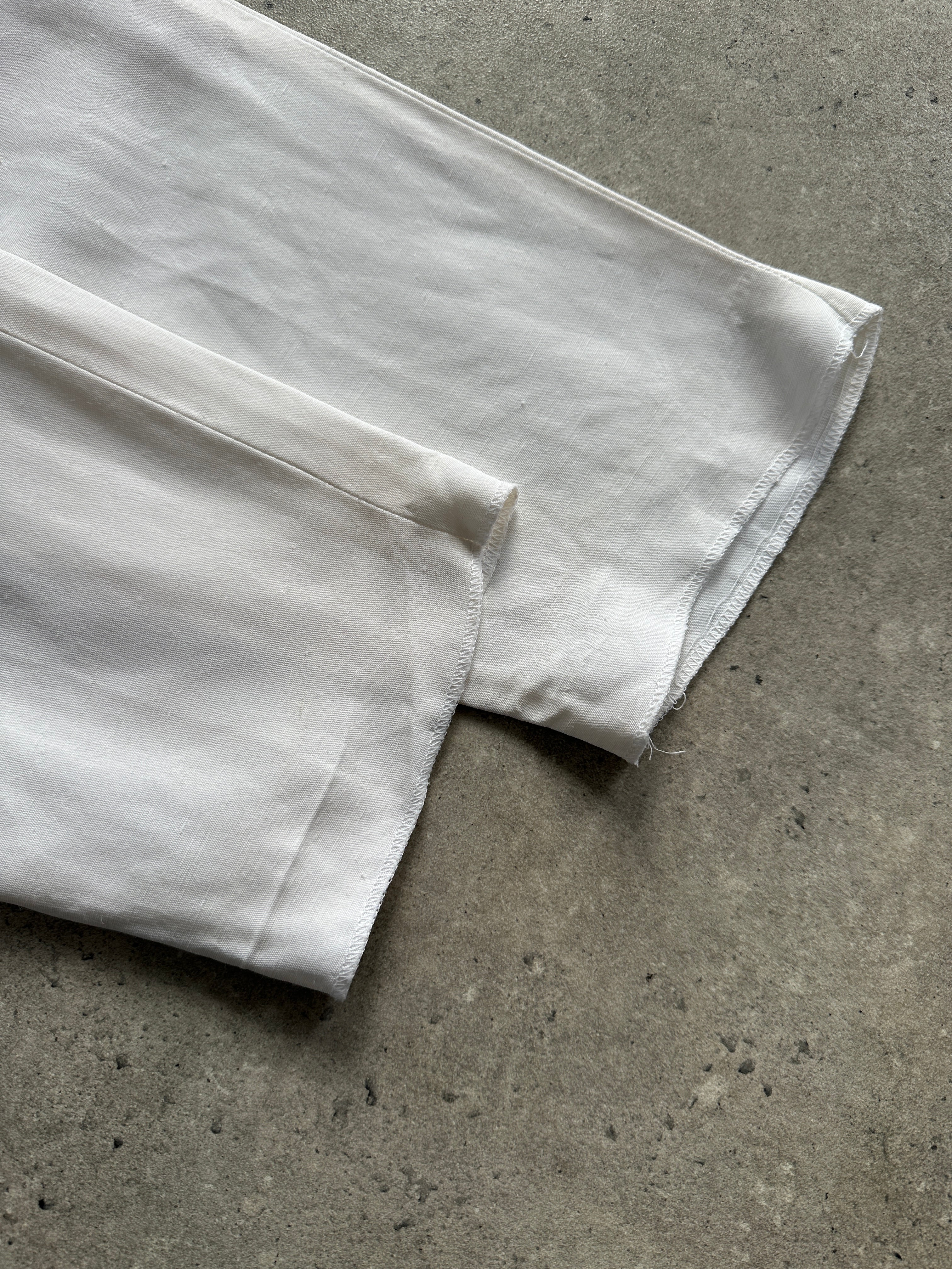 Max Mara linen tapered leg high-waisted trousers, W24, shown in a neutral color with tailored fit and classic design.