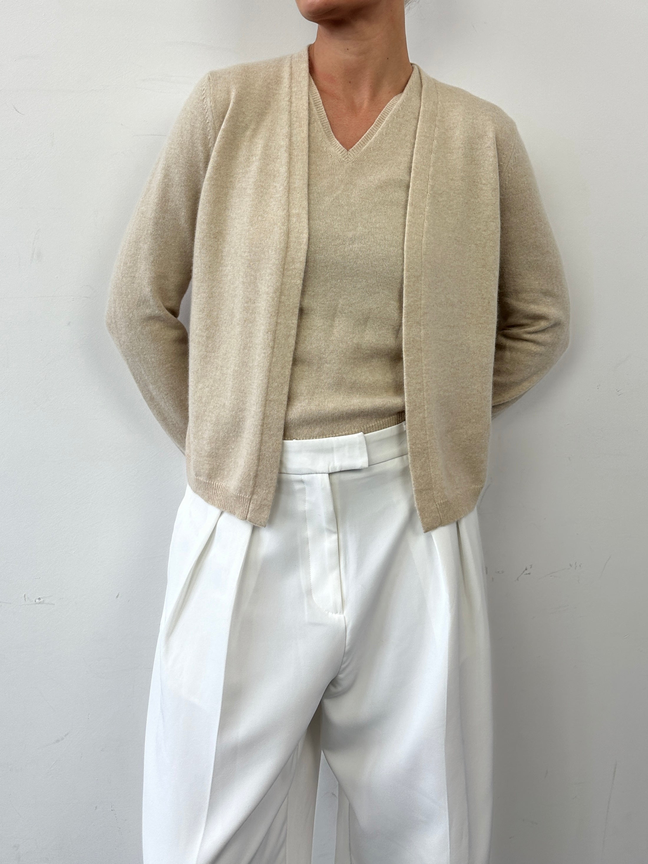 Max Mara pure cashmere two-piece vest and cardigan set, soft beige color, lightweight, cozy knit fabric, front button closure.