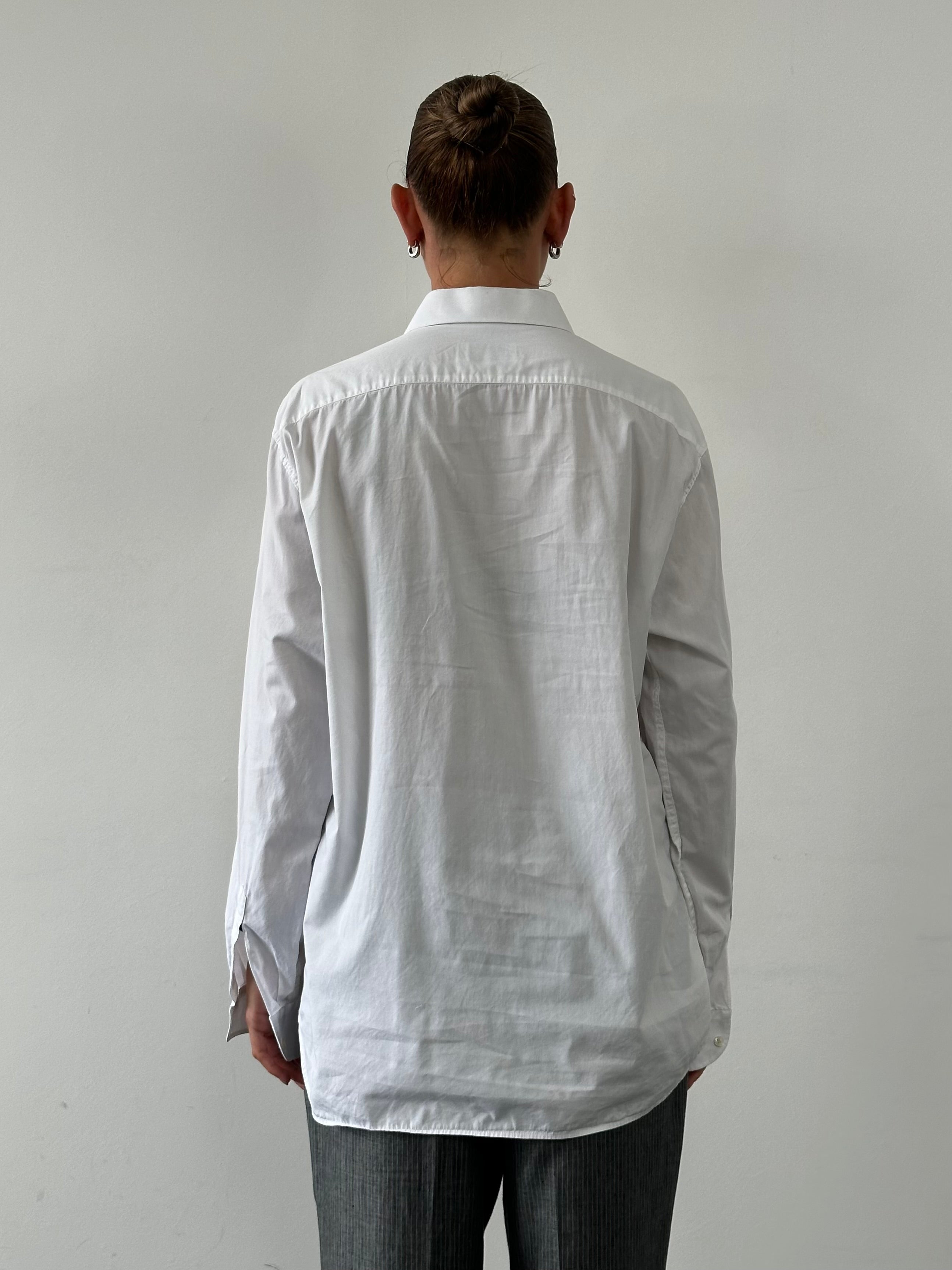 Valentino 2000s cotton logo shirt, L/XL, featuring classic design and branding, worn on a model.